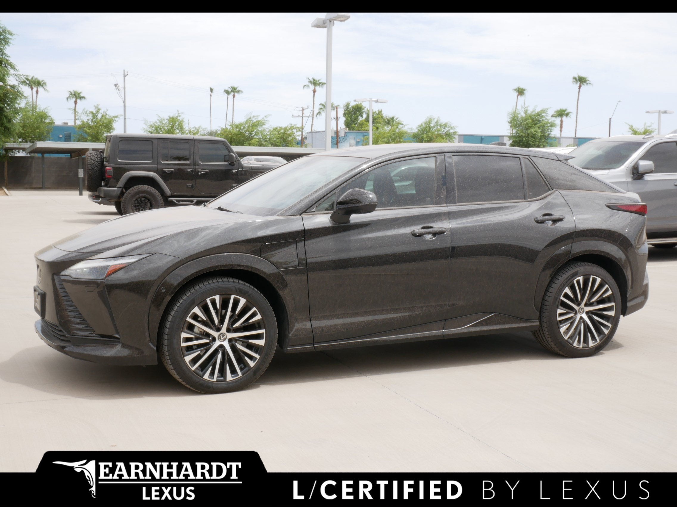 2023 Lexus RZ 450e LUXU