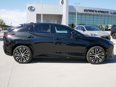 2023 Lexus RZ 450e LUXU