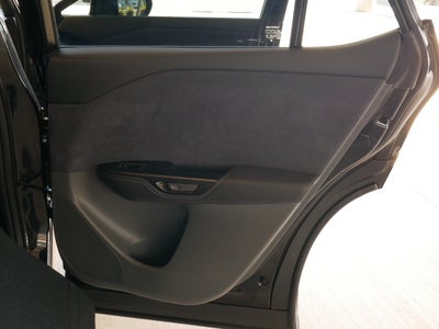2023 Lexus RZ 450e LUXU