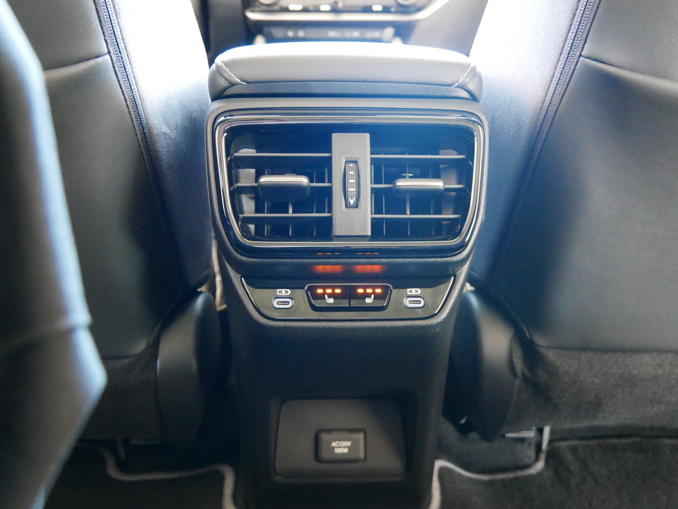 2023 Lexus RZ 450e LUXU