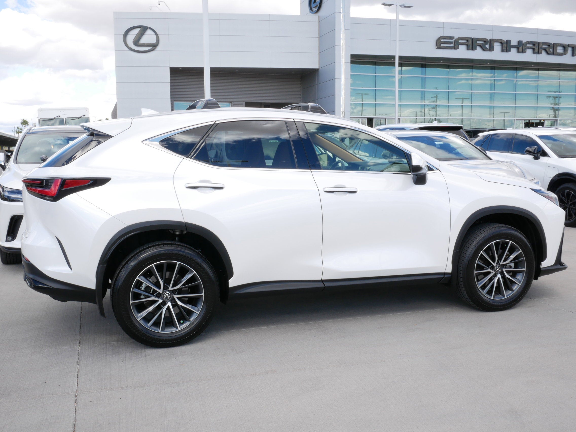 2025 Lexus NX 250