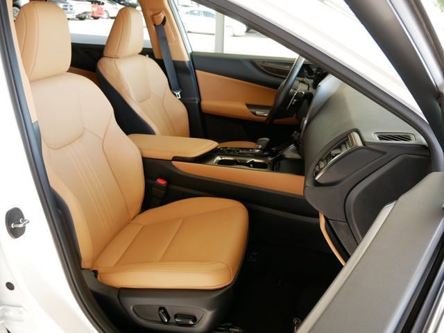 2025 Lexus NX 250 250