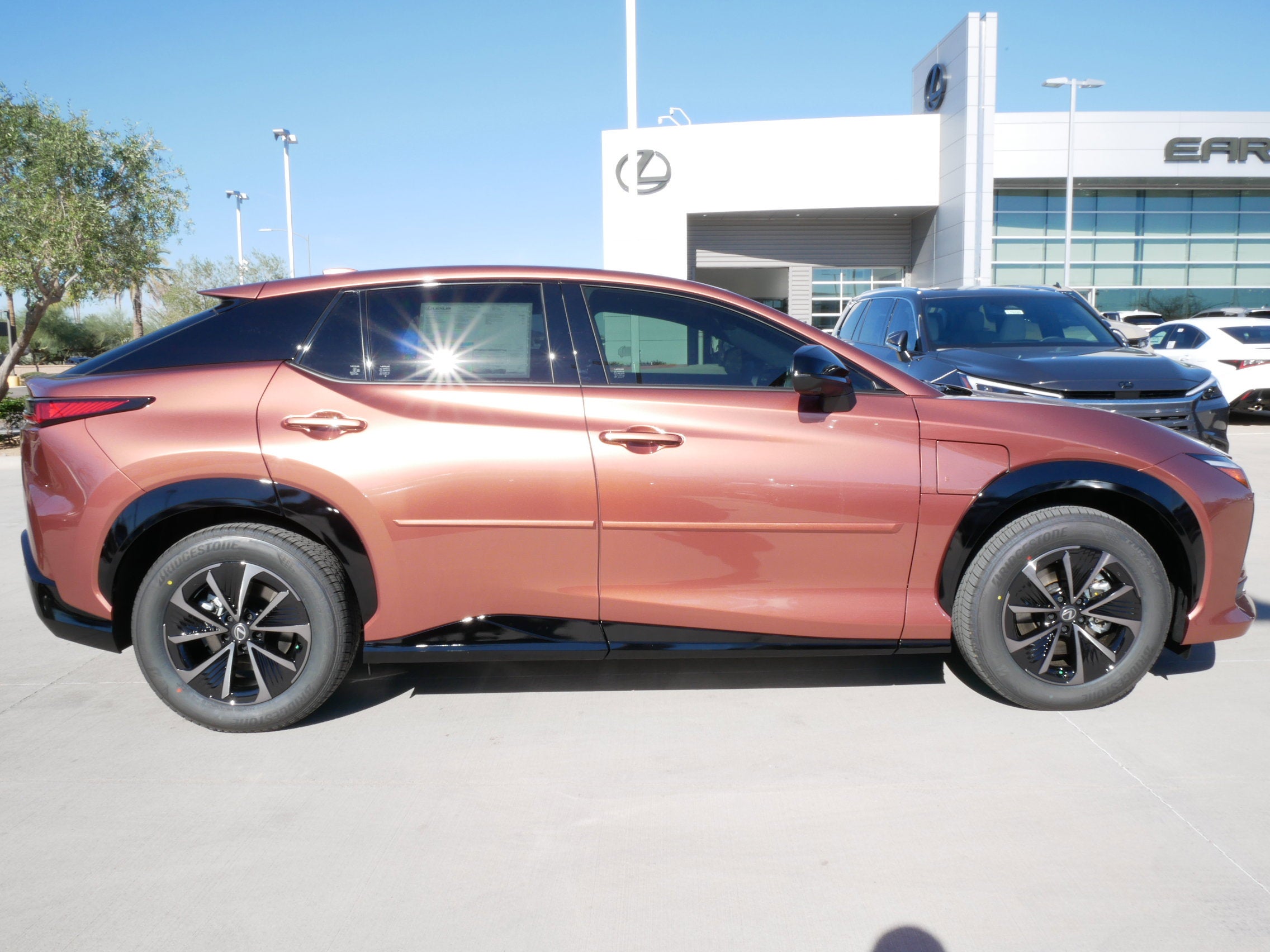 2026 Lexus RZ 450e PREMIUM AWD