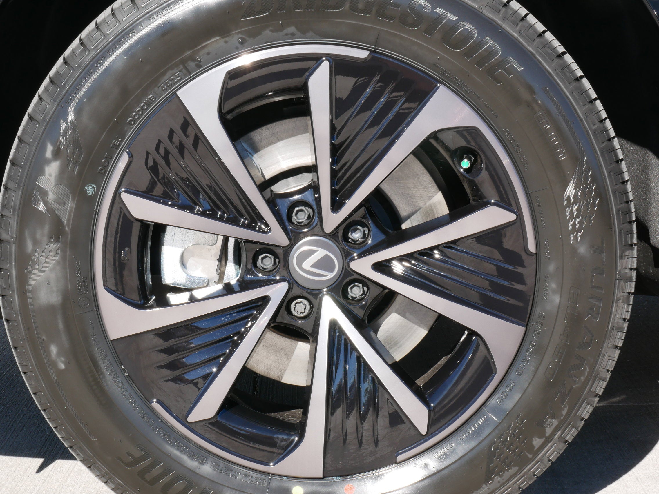 2026 Lexus RZ 350e PREMIUM