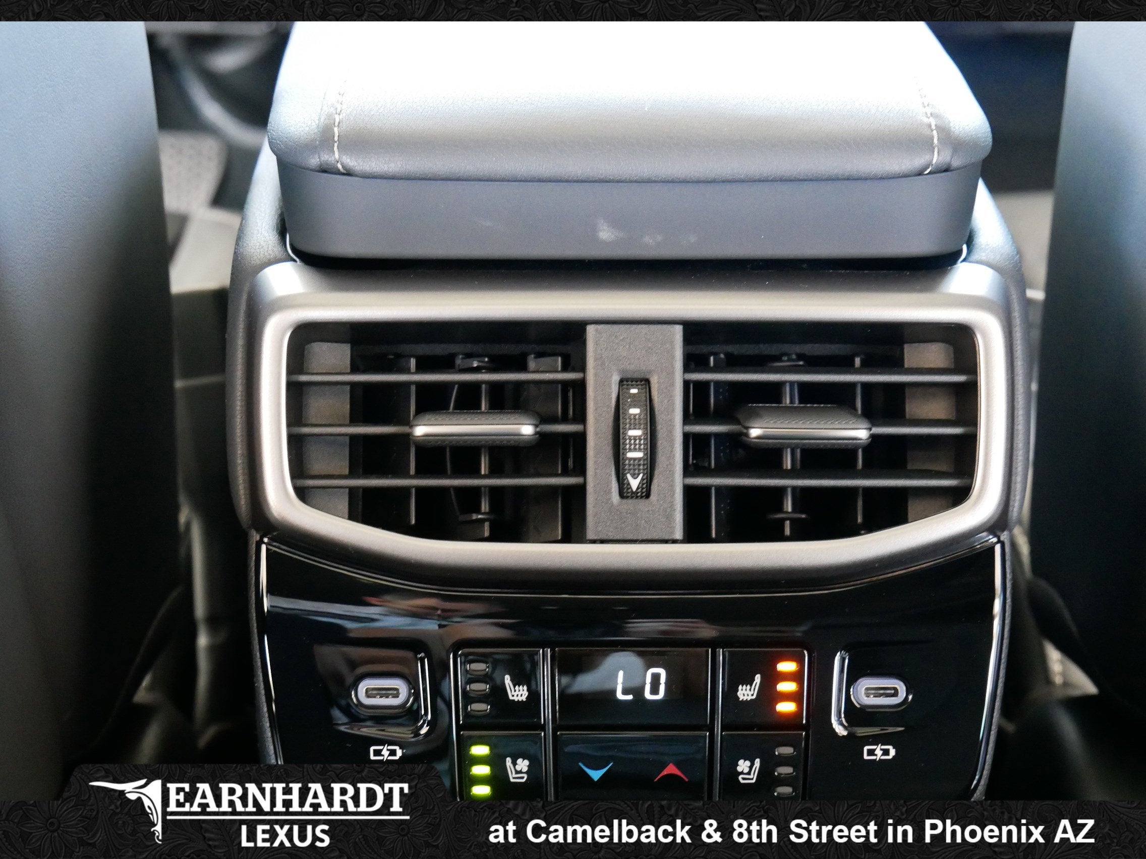 2026 Lexus RX 450h+ Luxury