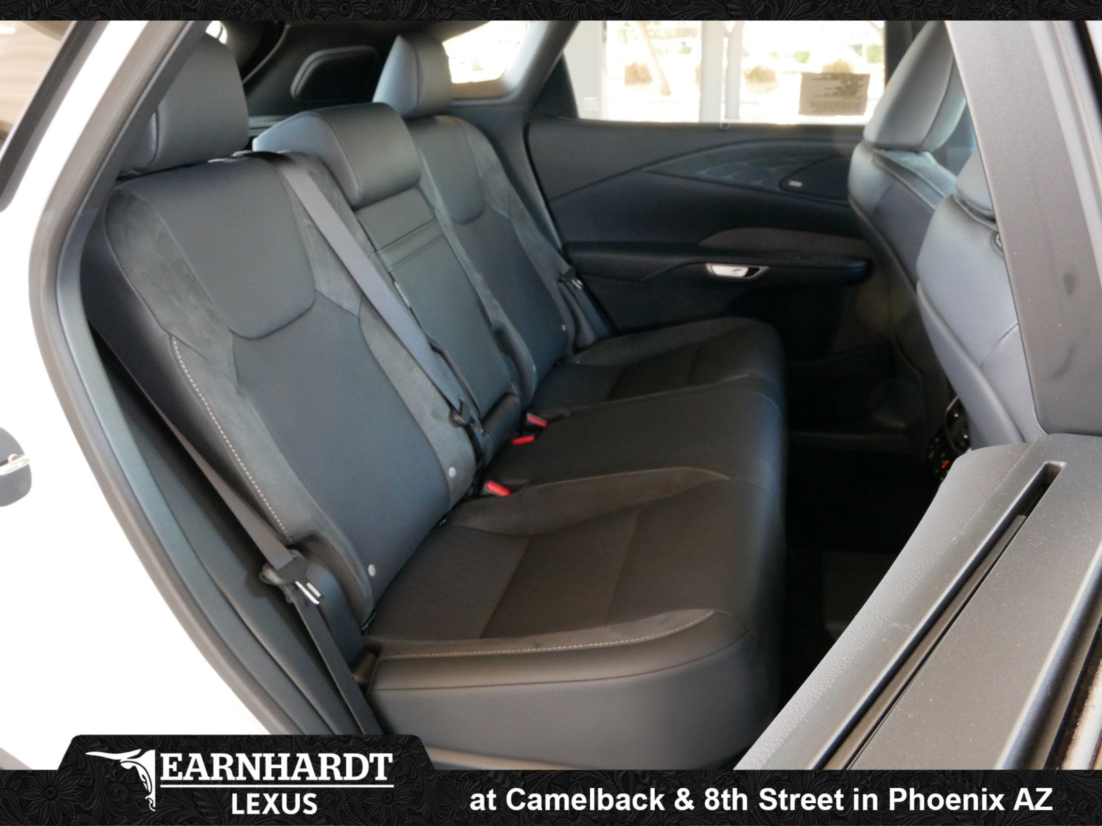 2026 Lexus RX 450h+ Luxury