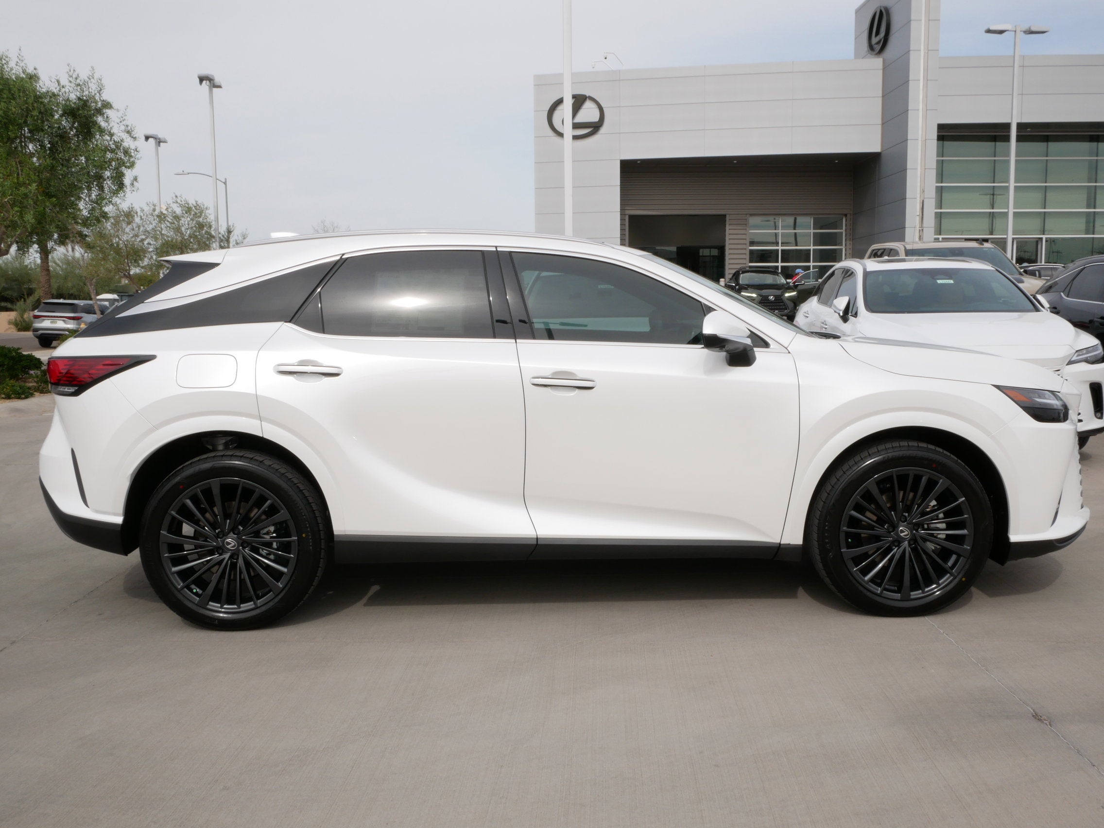 2026 Lexus RX 450h PLUS PREMIUM AWD