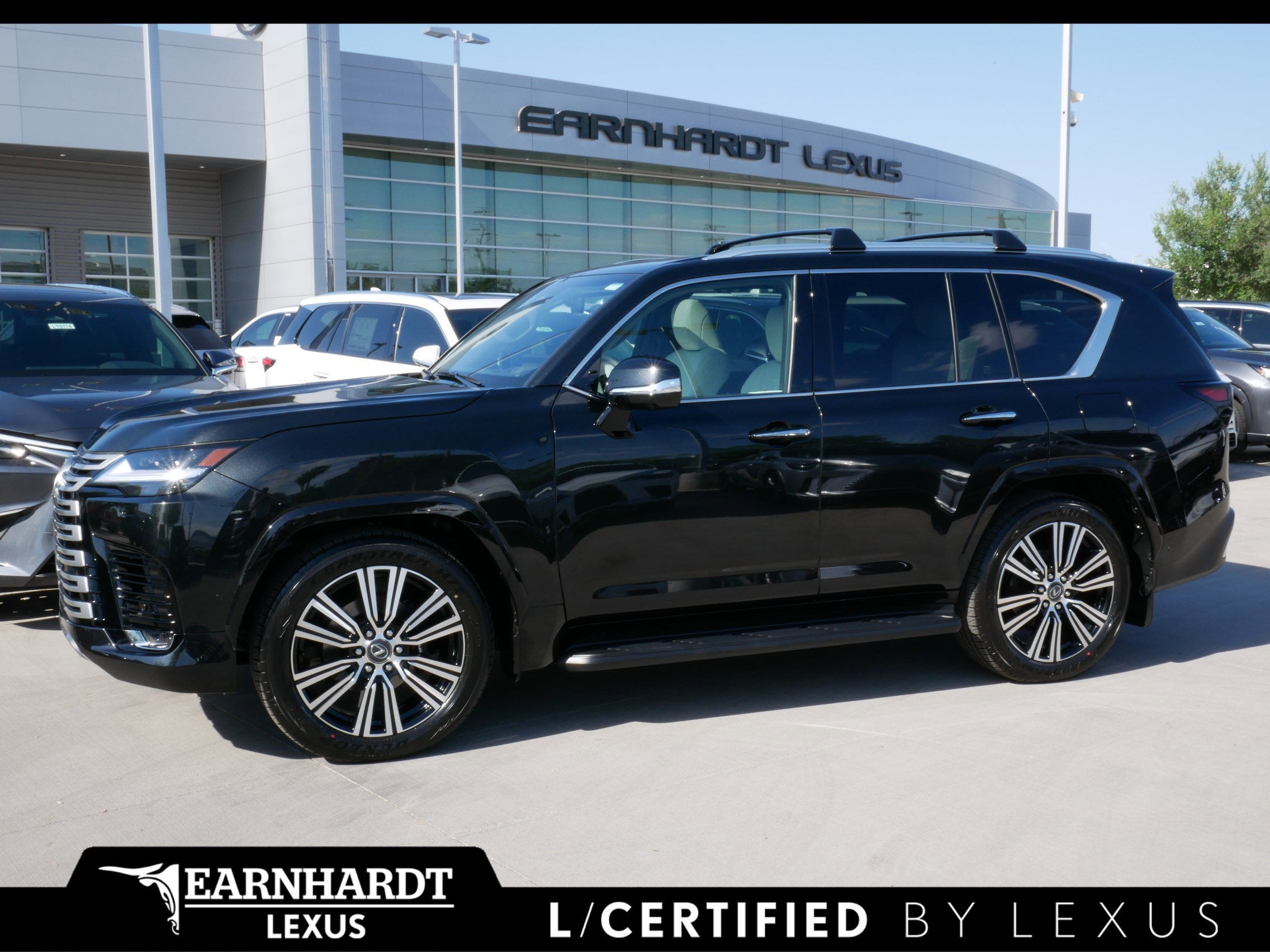 2026 Lexus LX 600 700h Luxury's photo