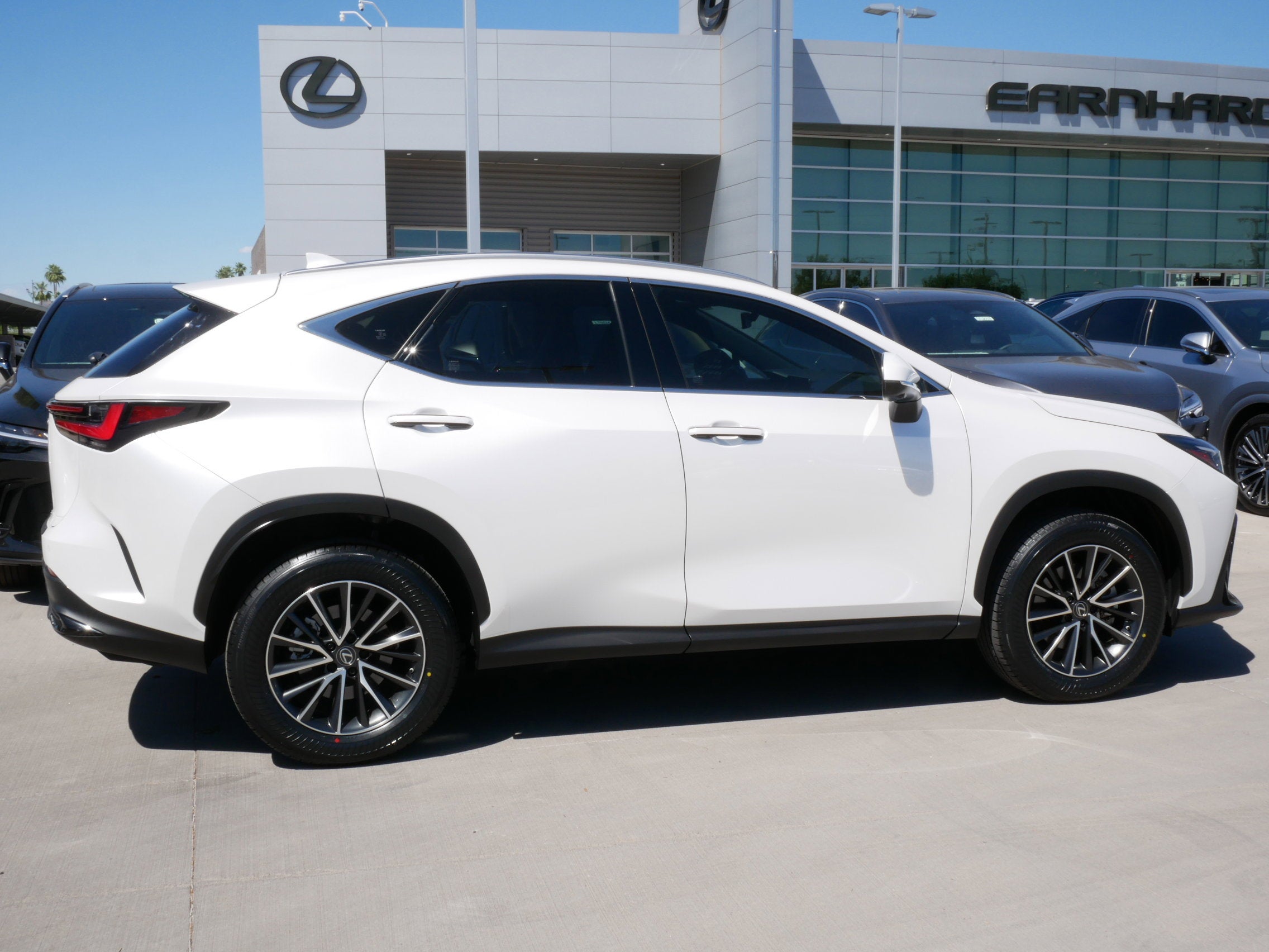 2024 Lexus NX 350 PREMIUM