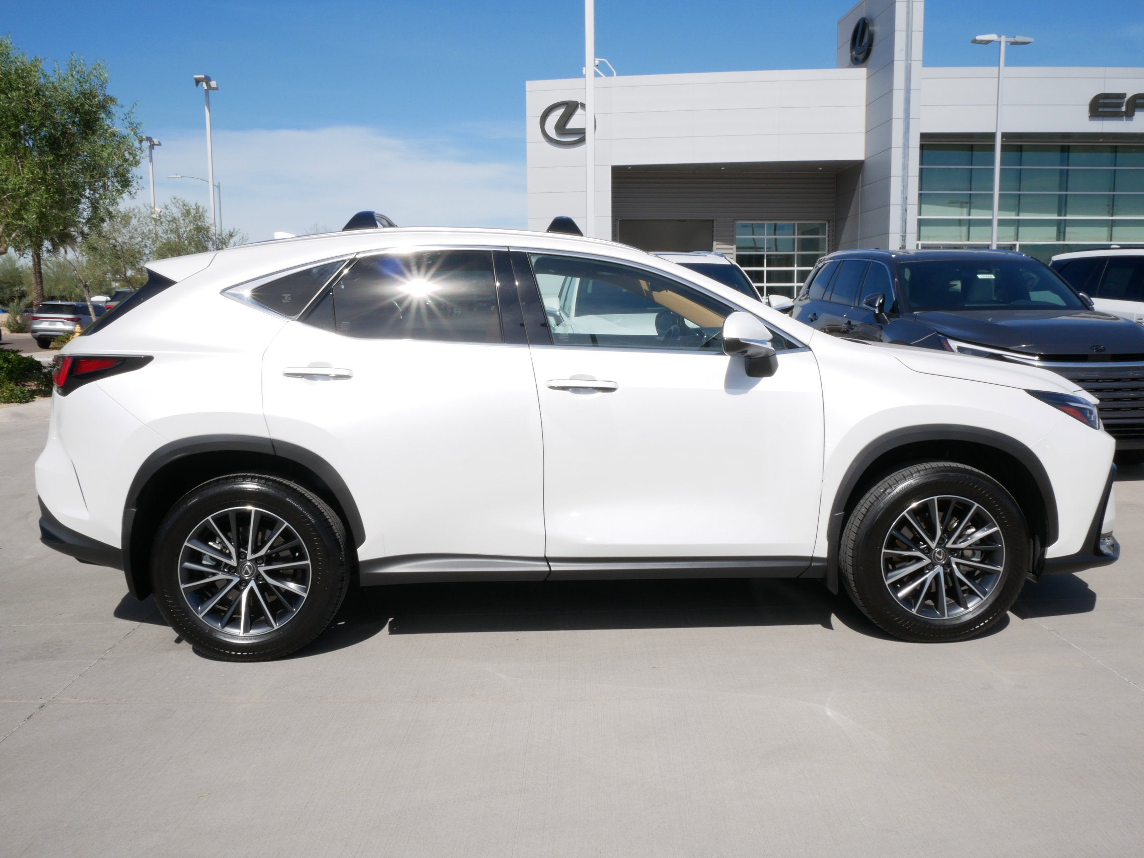 2025 Lexus NX 350h Premium