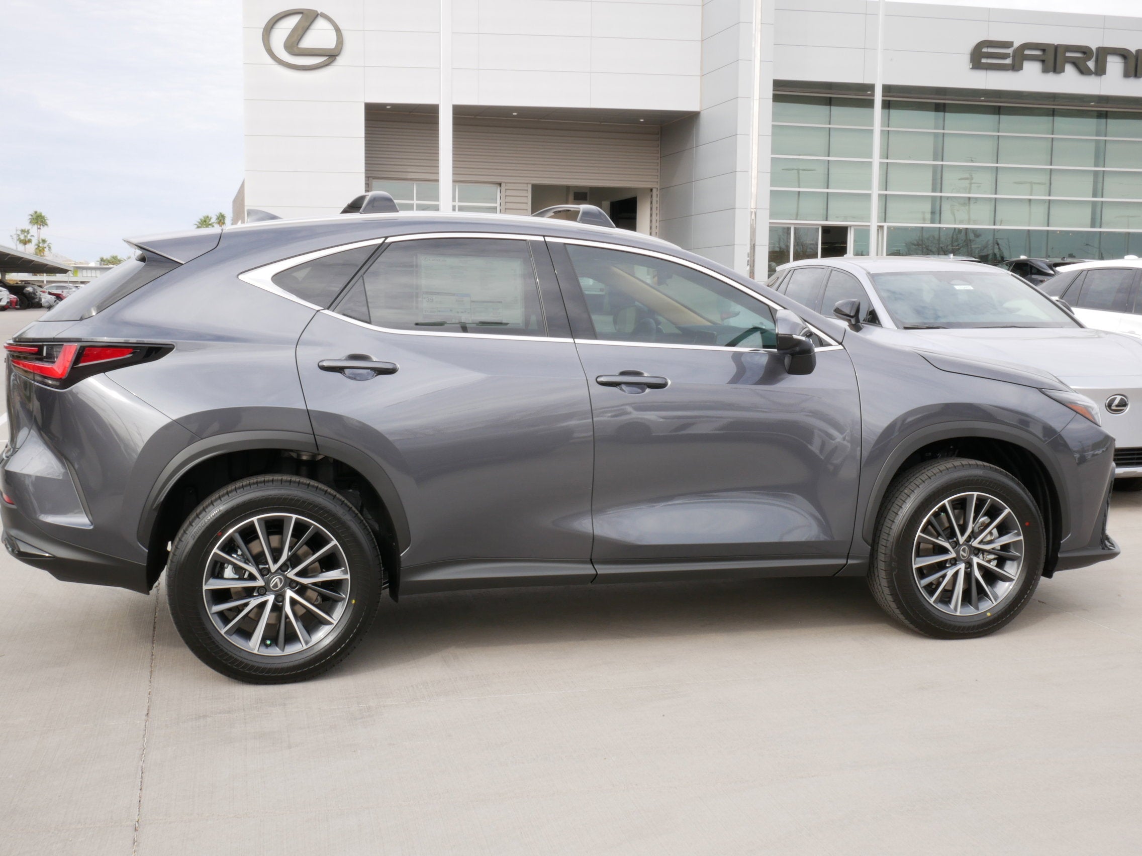 2026 Lexus NX 350h PREMIUM