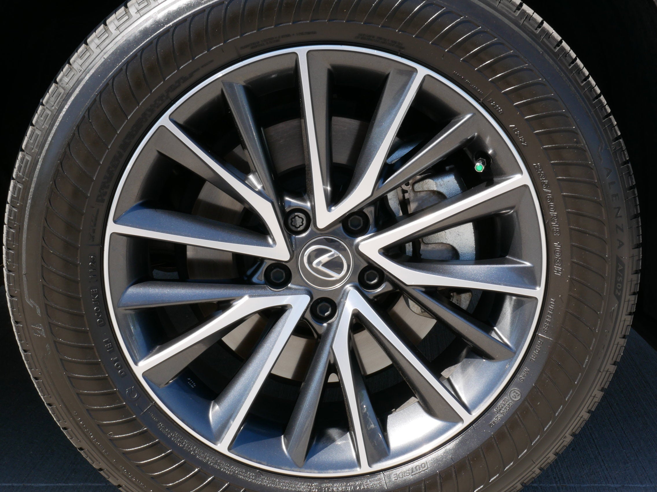 2025 Lexus NX 350h PREMIUM