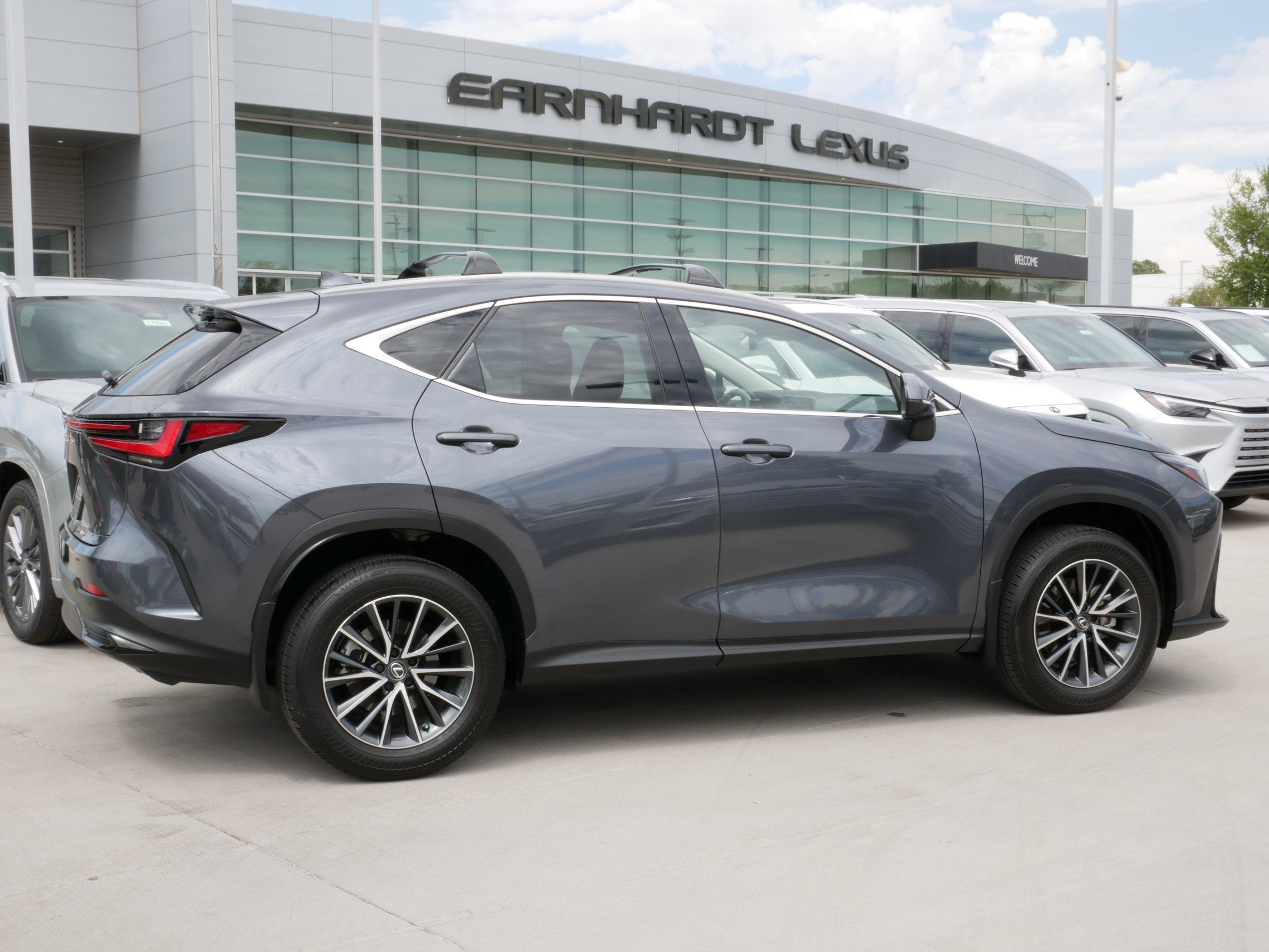 2025 Lexus NX 350h PREMIUM