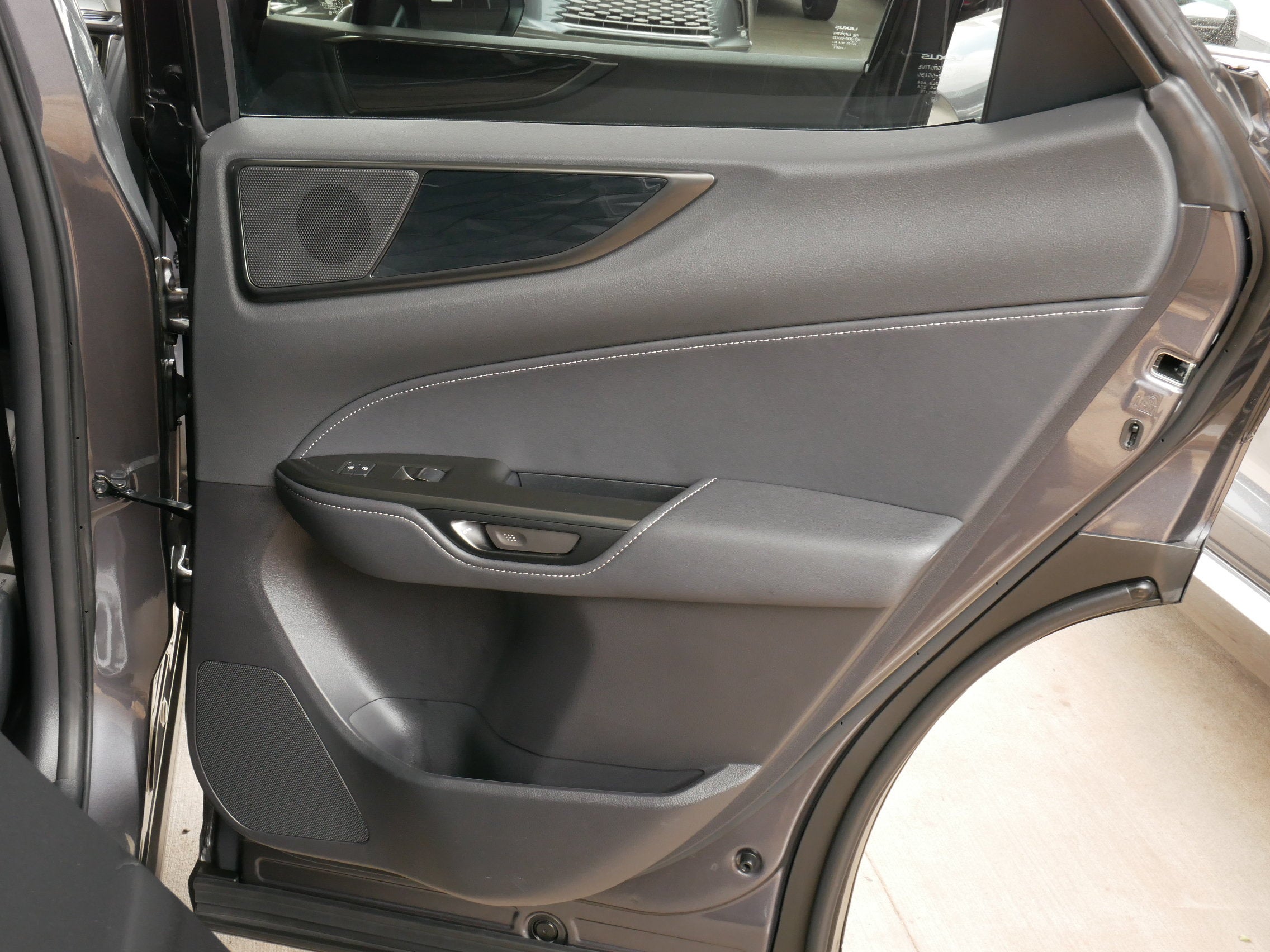 2025 Lexus NX 350h PREMIUM