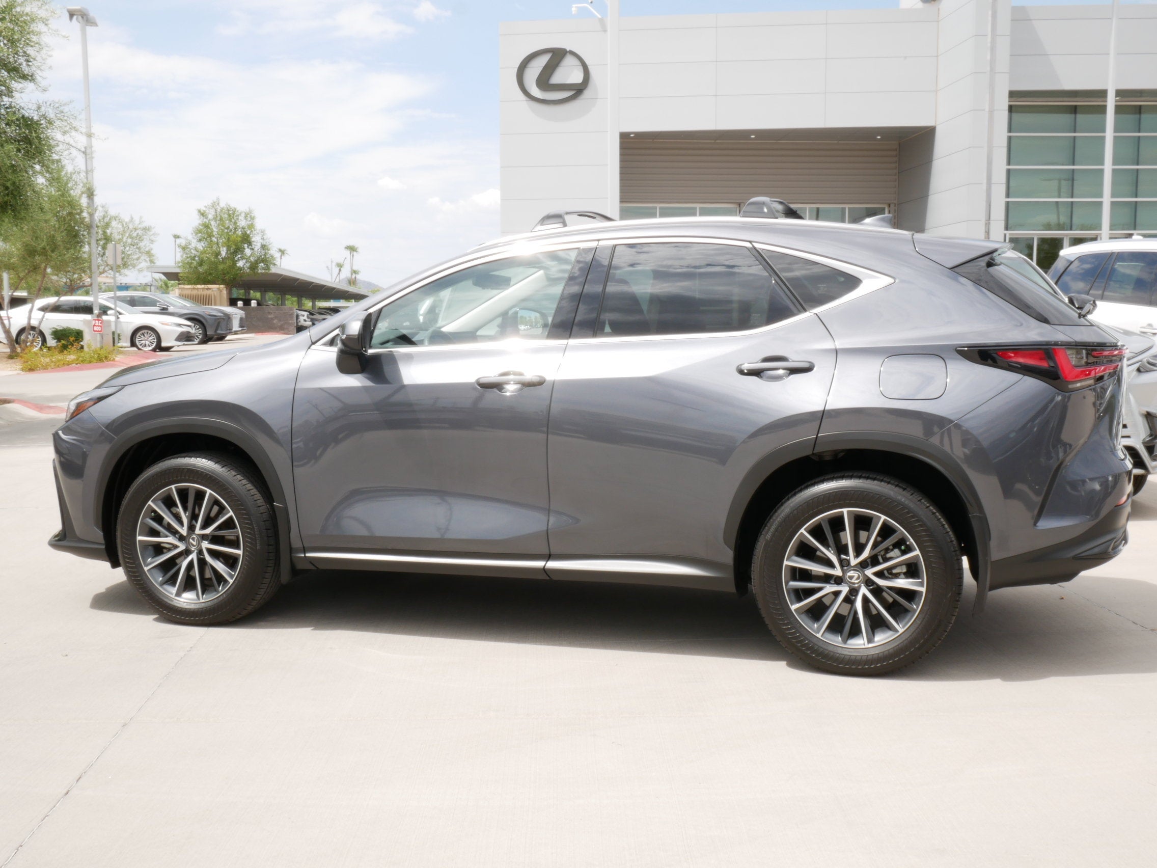 2025 Lexus NX 350h PREMIUM