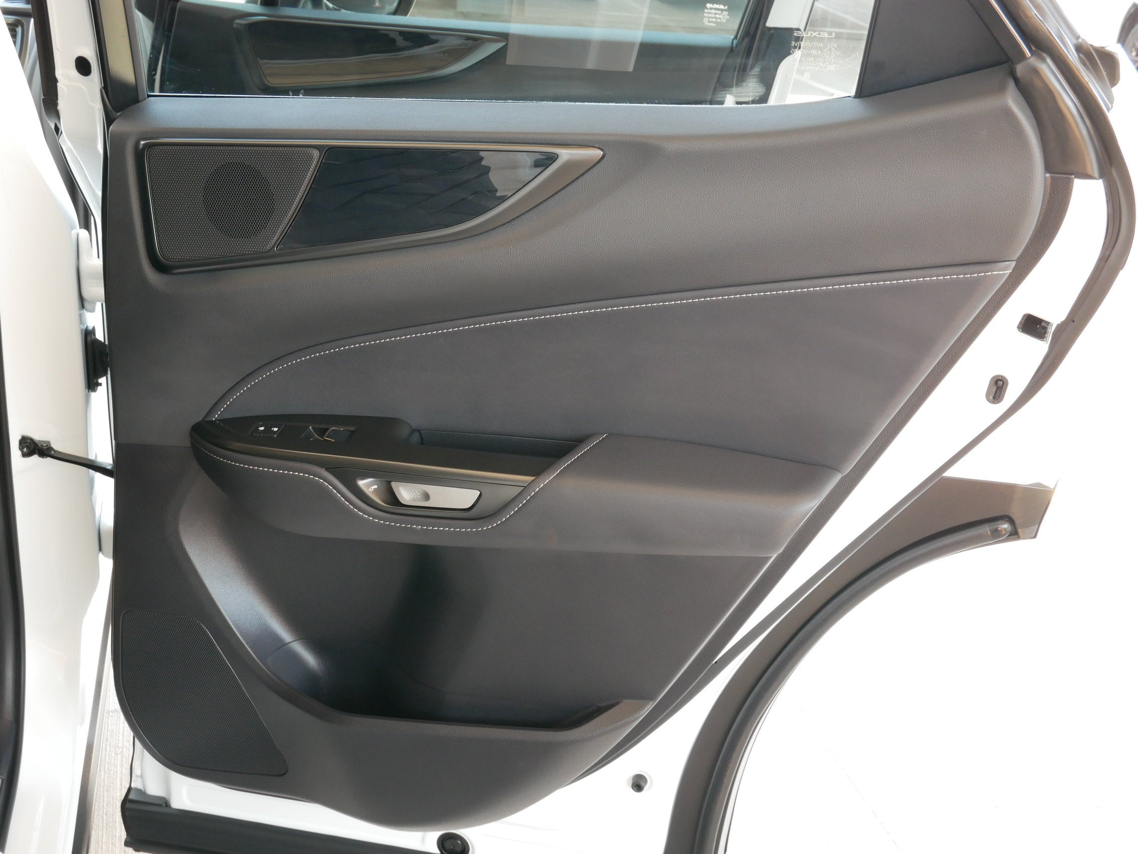 2025 Lexus NX 350h PREMIUM