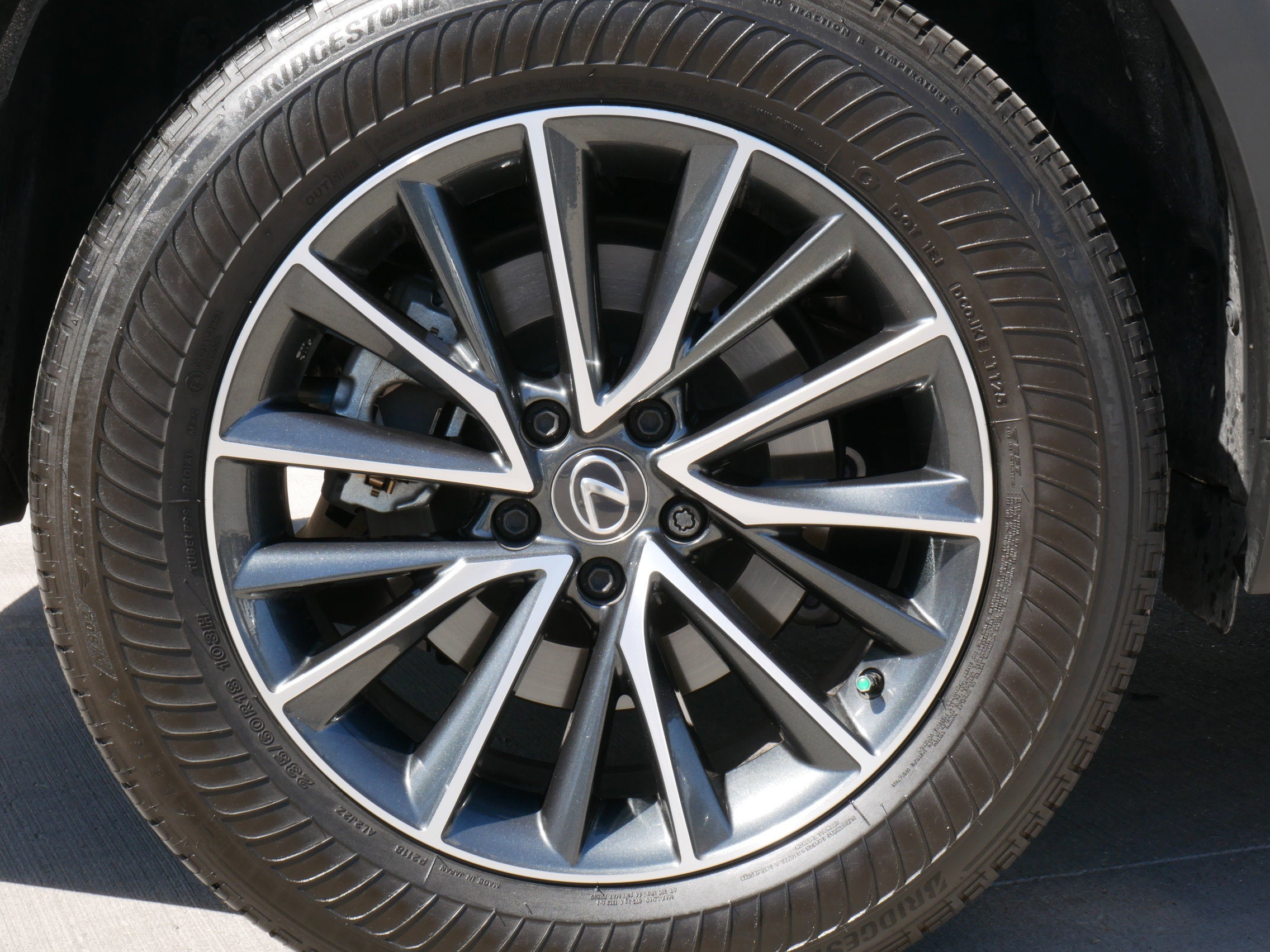 2025 Lexus NX 350h PREMIUM