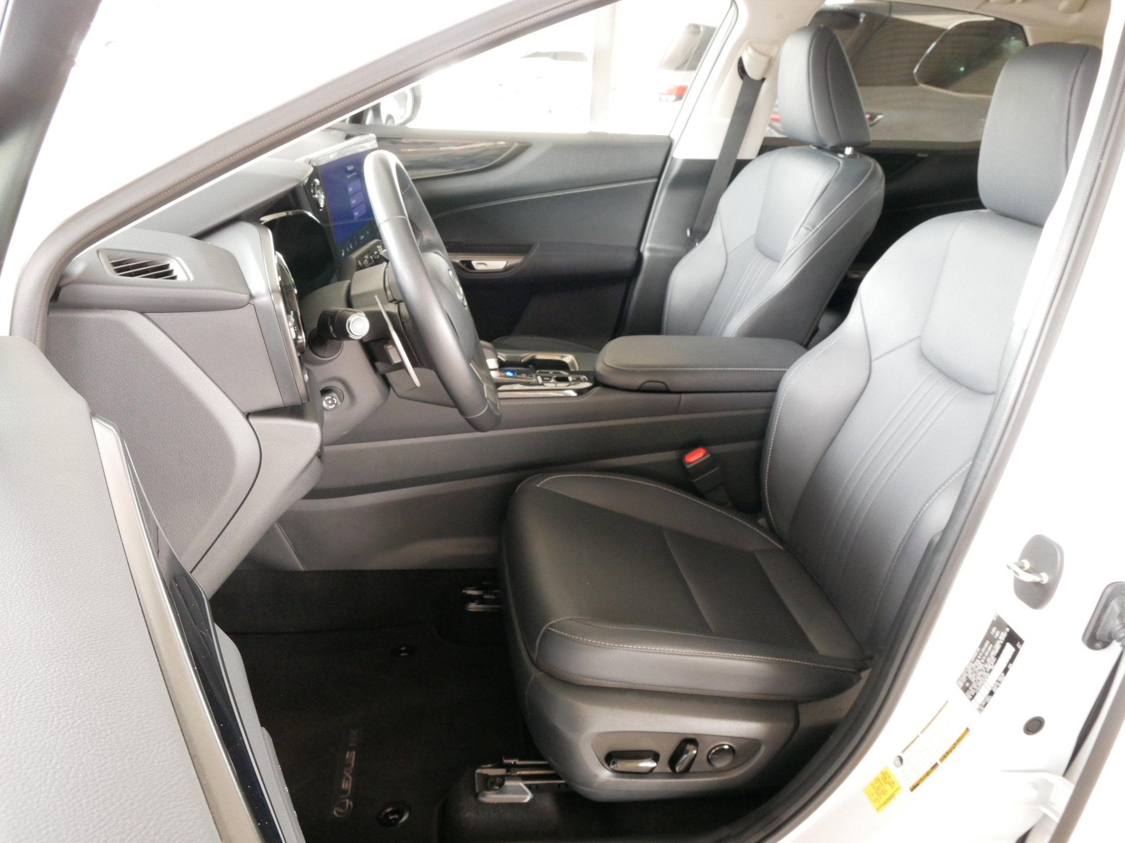 2025 Lexus NX 350h AWD