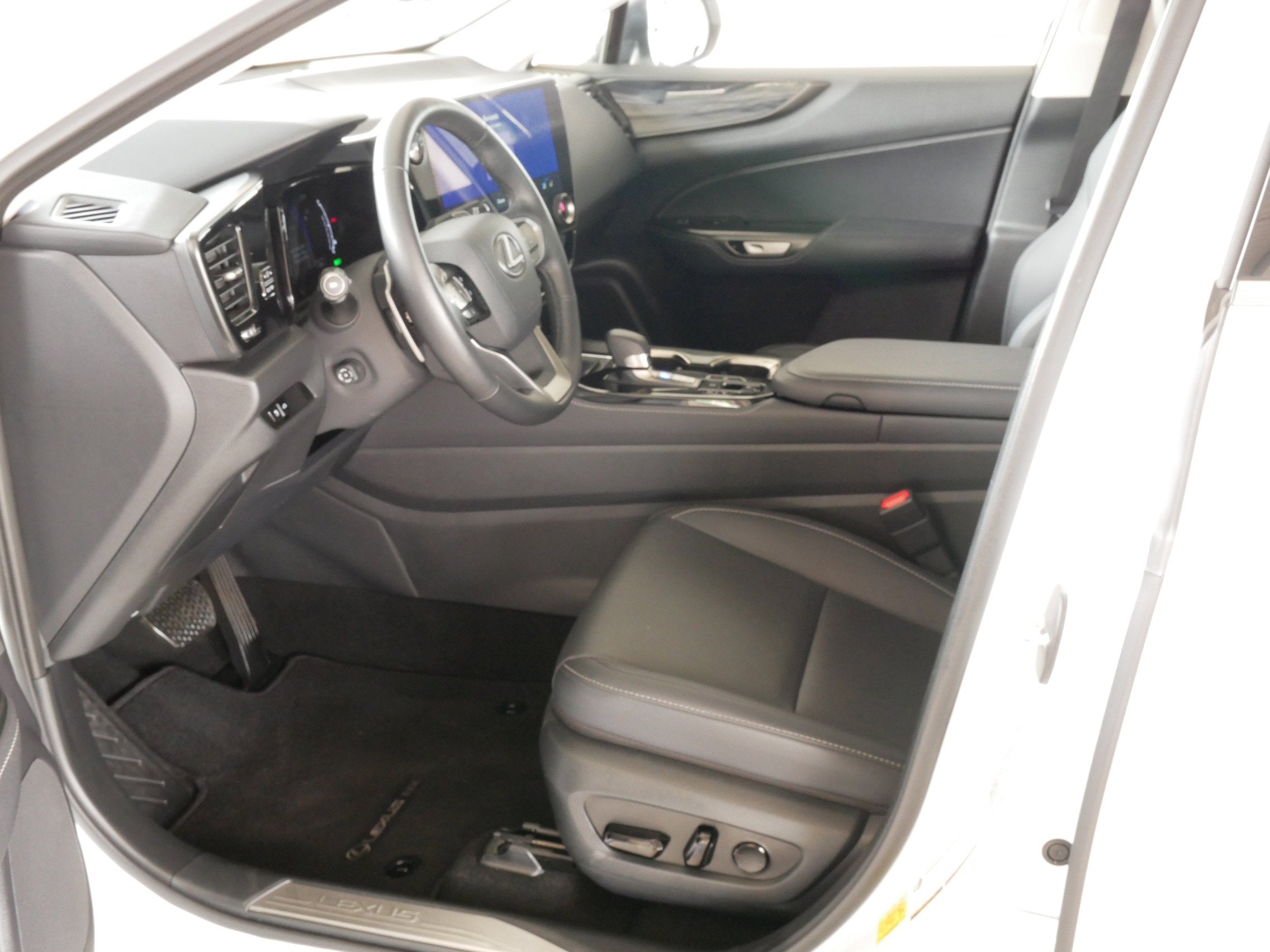 2025 Lexus NX 350h AWD