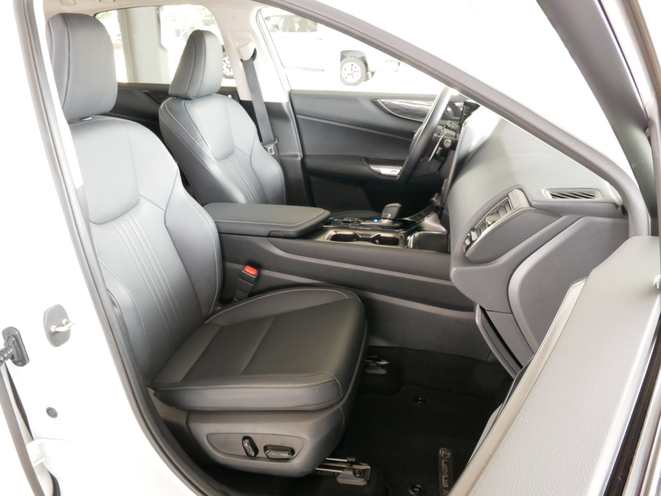 2025 Lexus NX 350h AWD