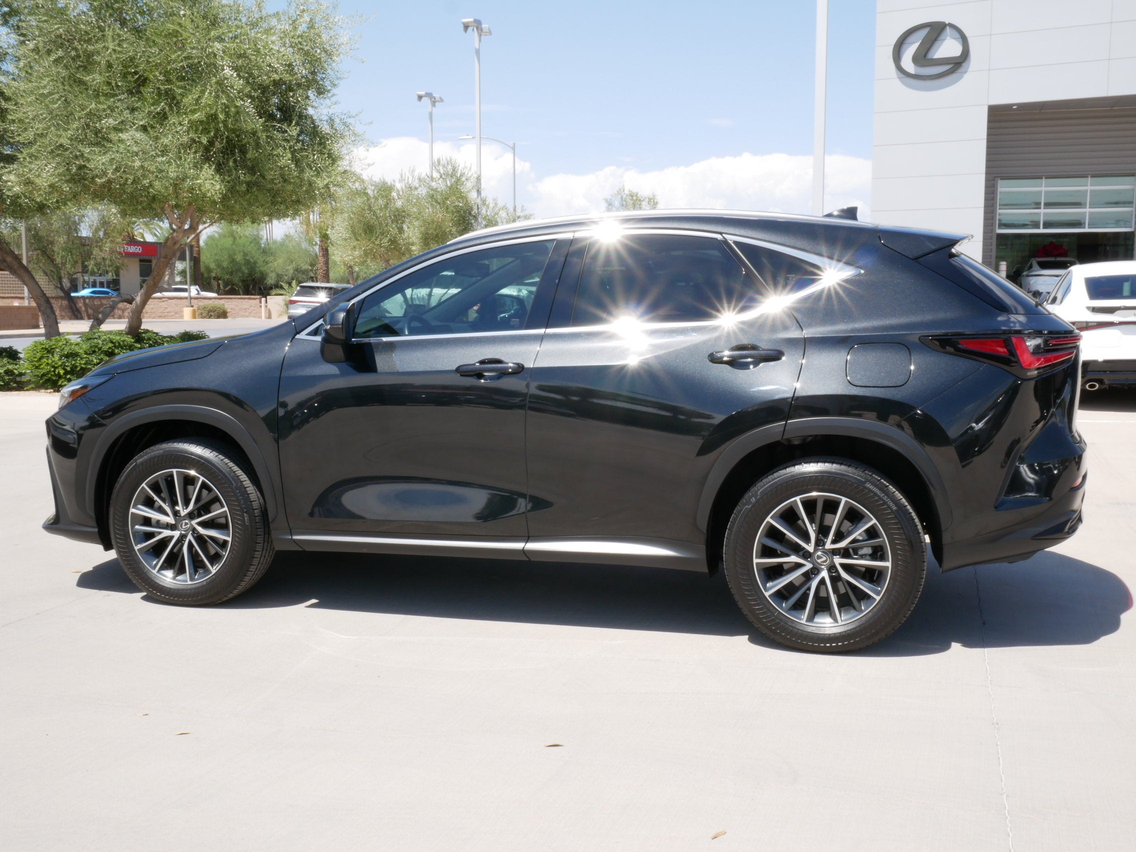 2024 Lexus NX 350h Premium