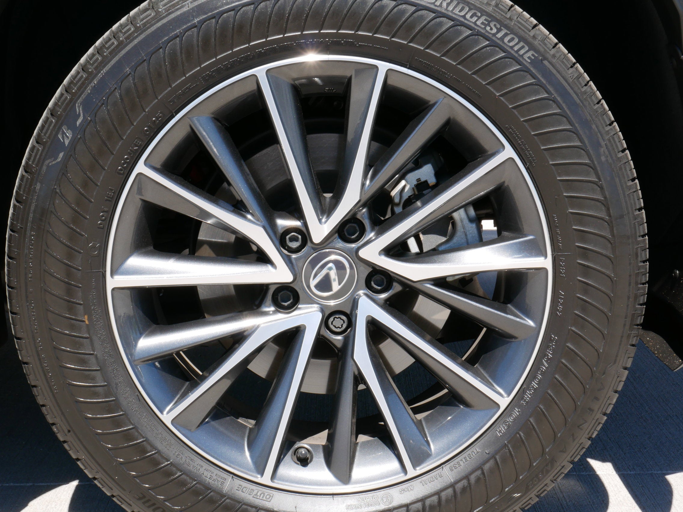 2025 Lexus NX 350h PREMIUM