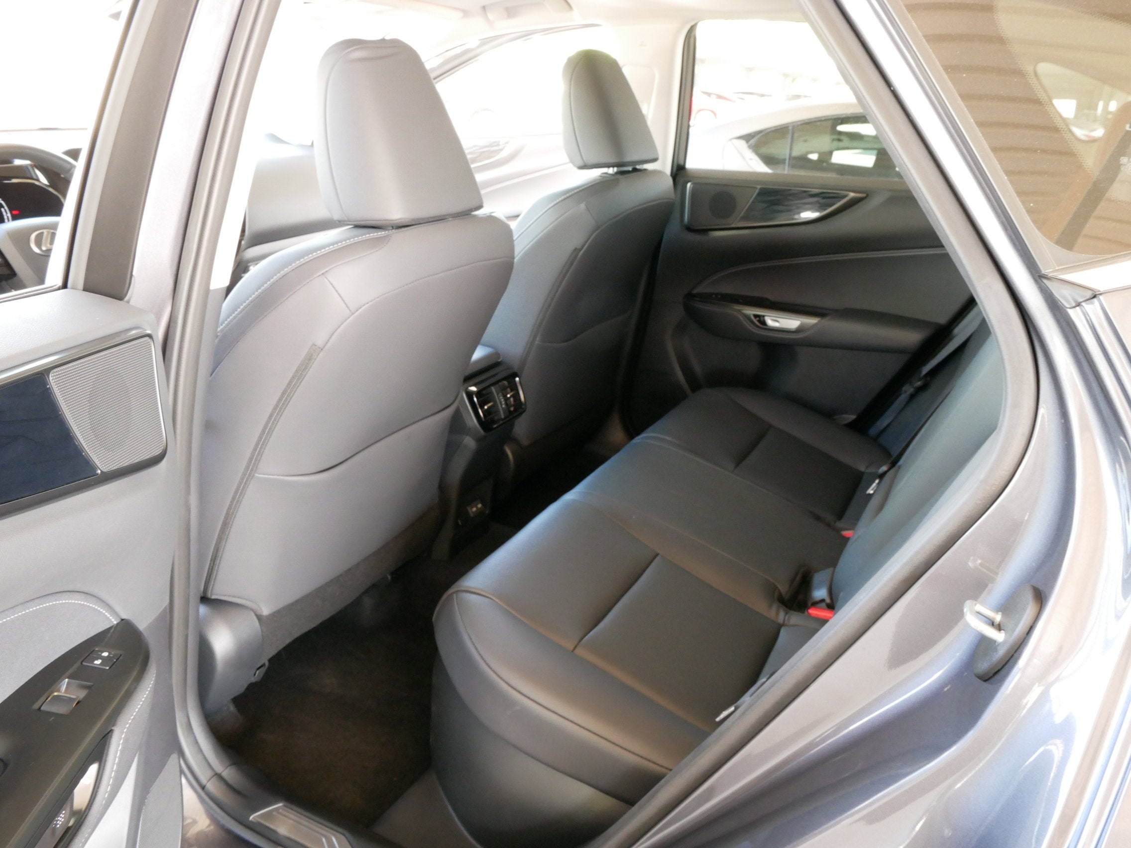 2025 Lexus NX 350h PREMIUM