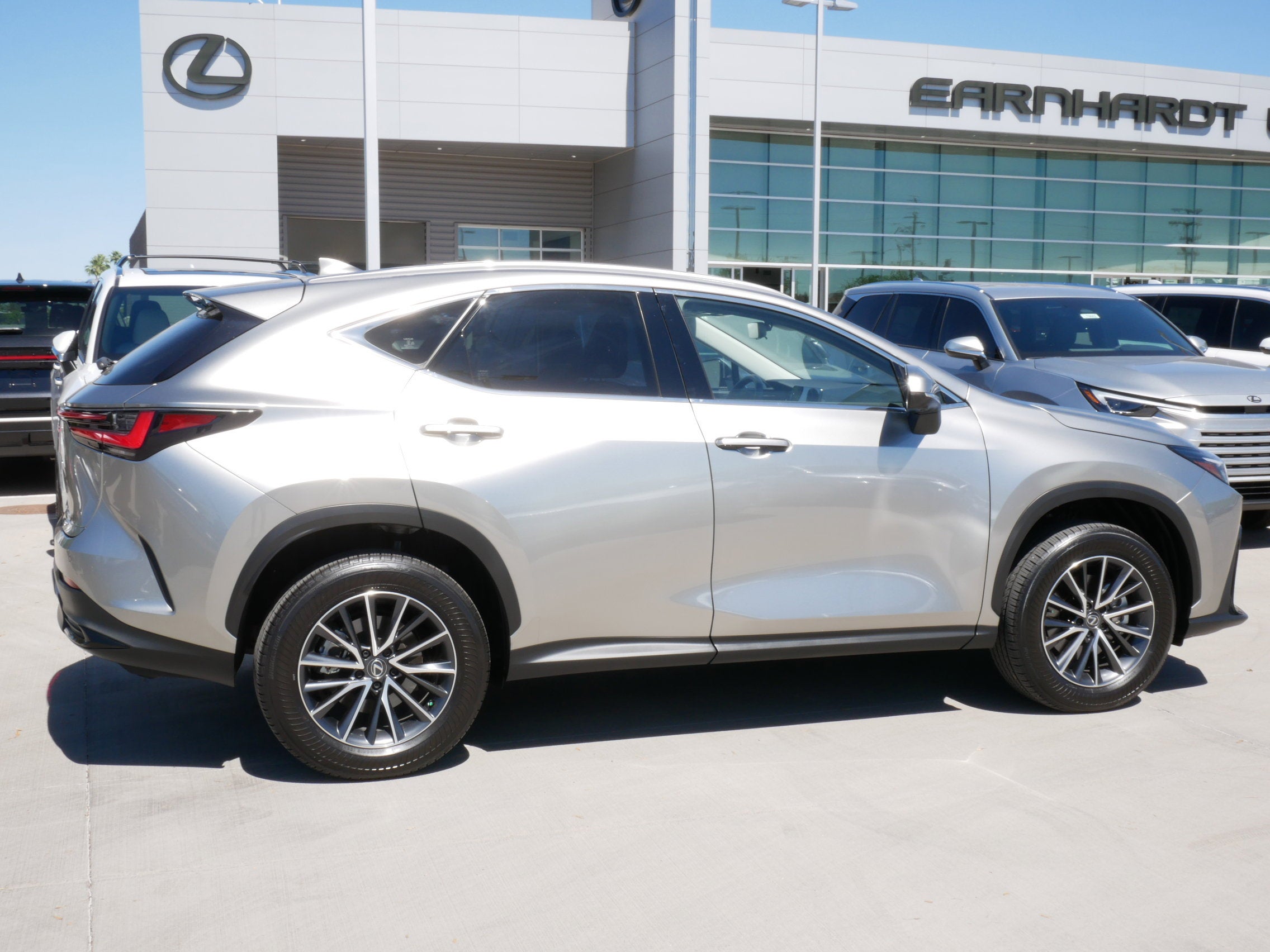 2025 Lexus NX 350h PREMIUM