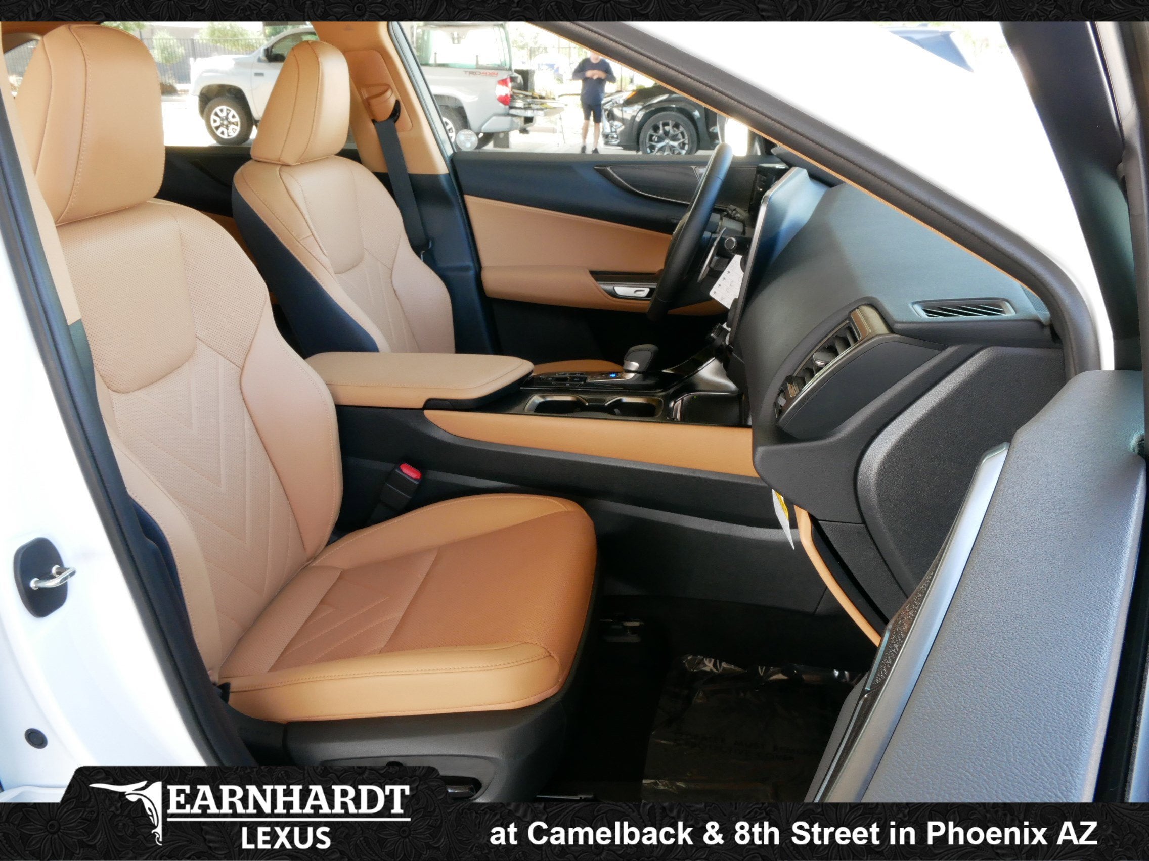 2026 Lexus NX 350h LUXURY AWD