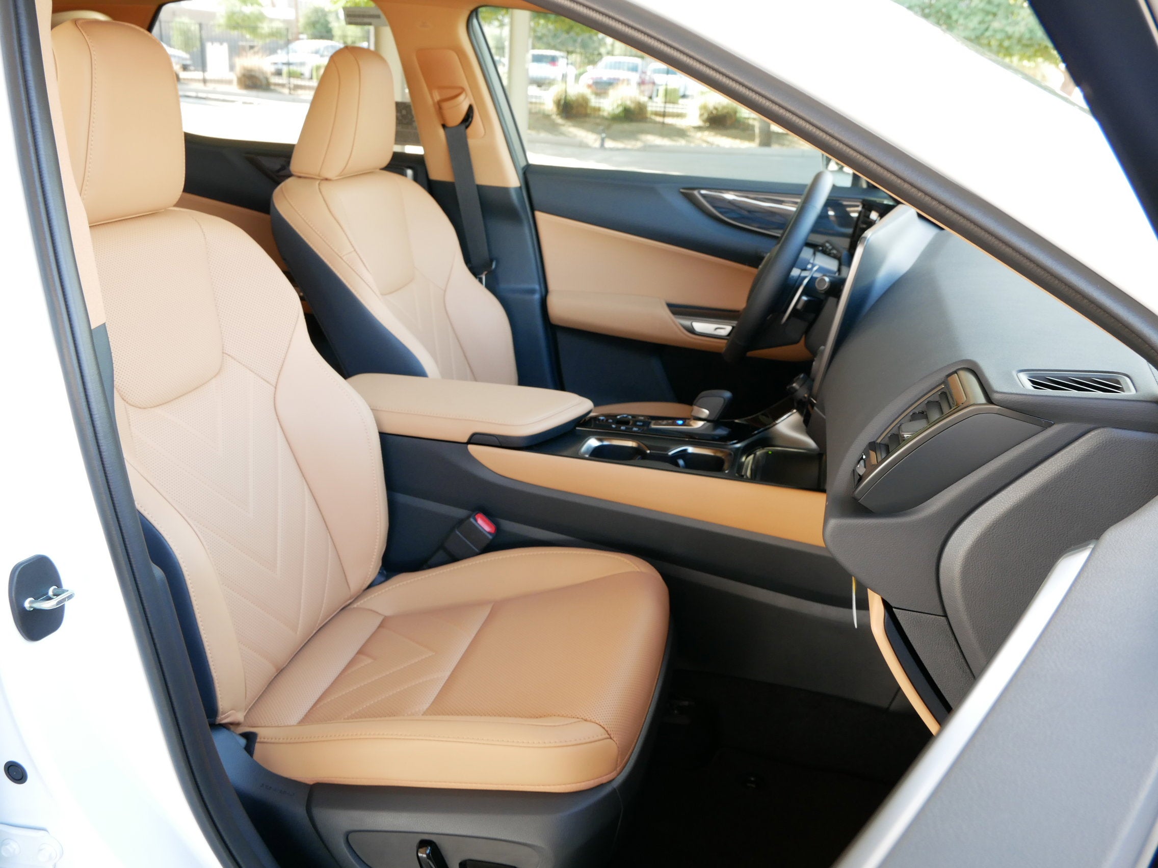 2026 Lexus NX 450h PREMIUM PLUS AWD