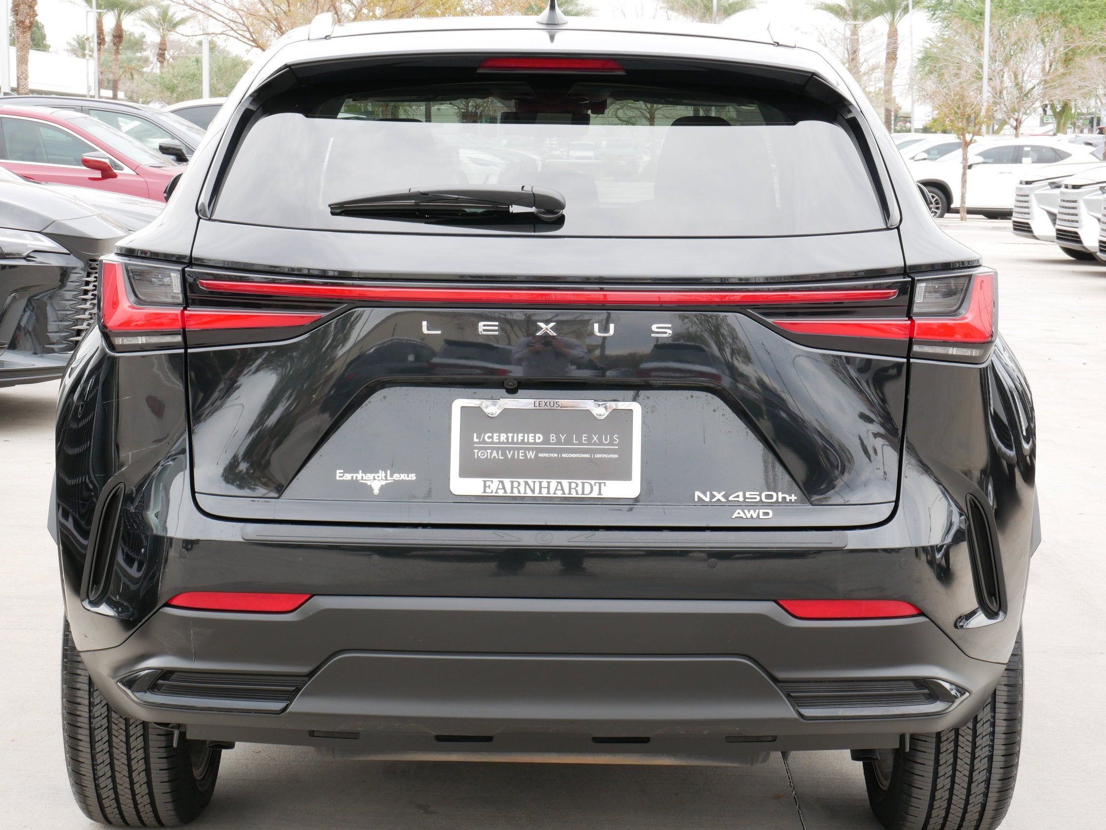 2023 Lexus NX 450h+ Luxury