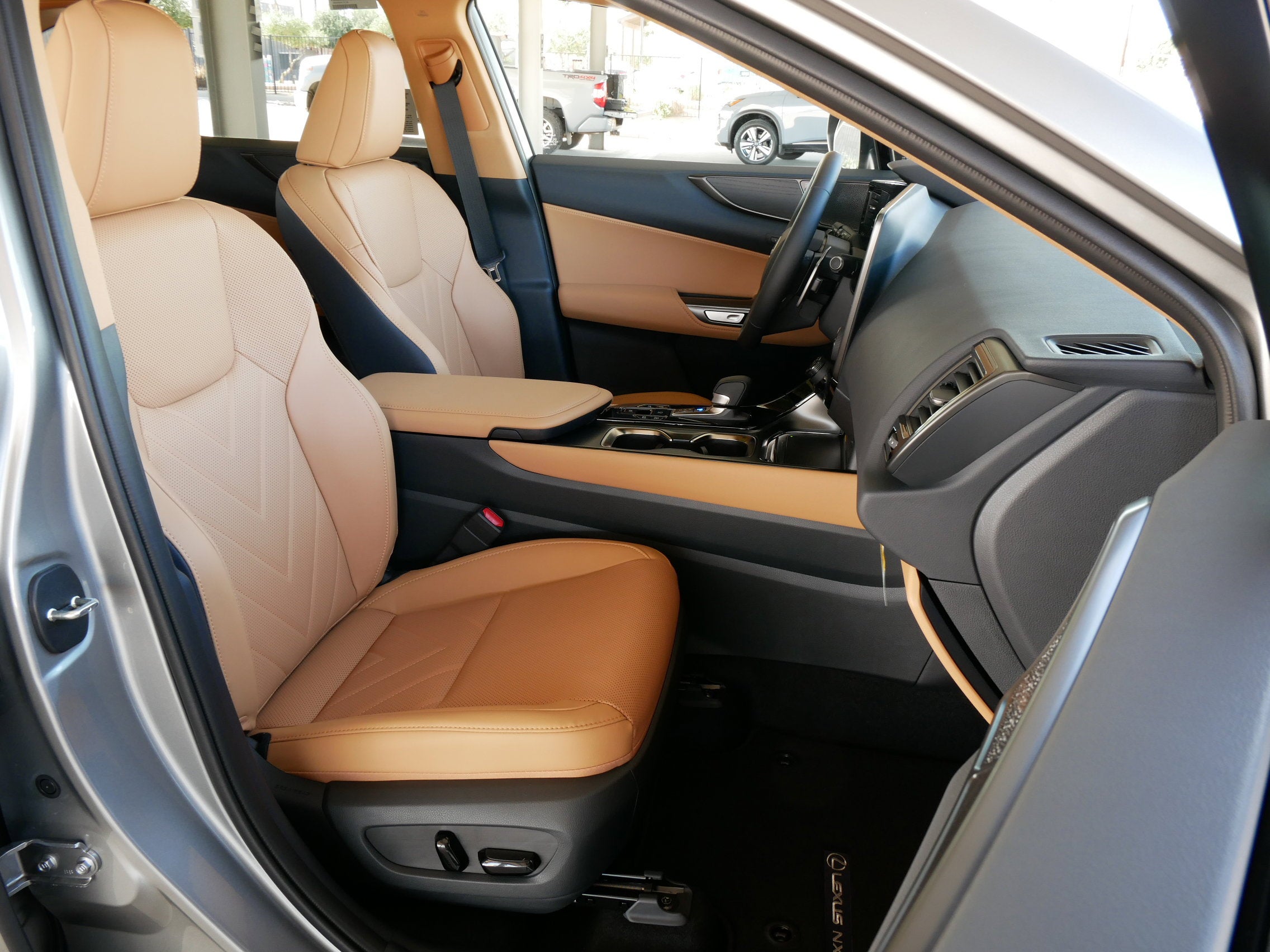 2026 Lexus NX 450h PLUS LUXURY AWD