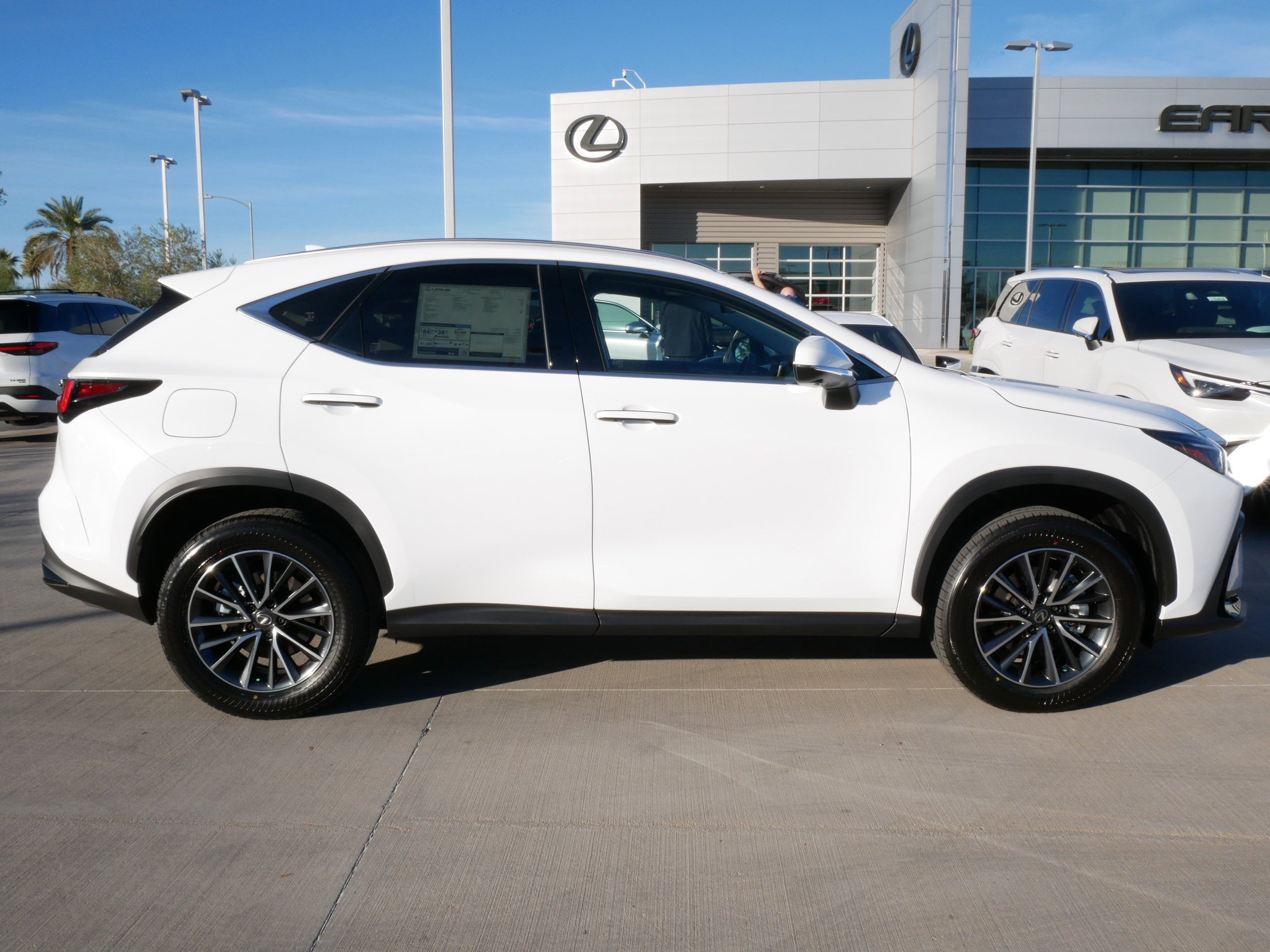 2026 Lexus NX 450h PREMIUM PLUS AWD