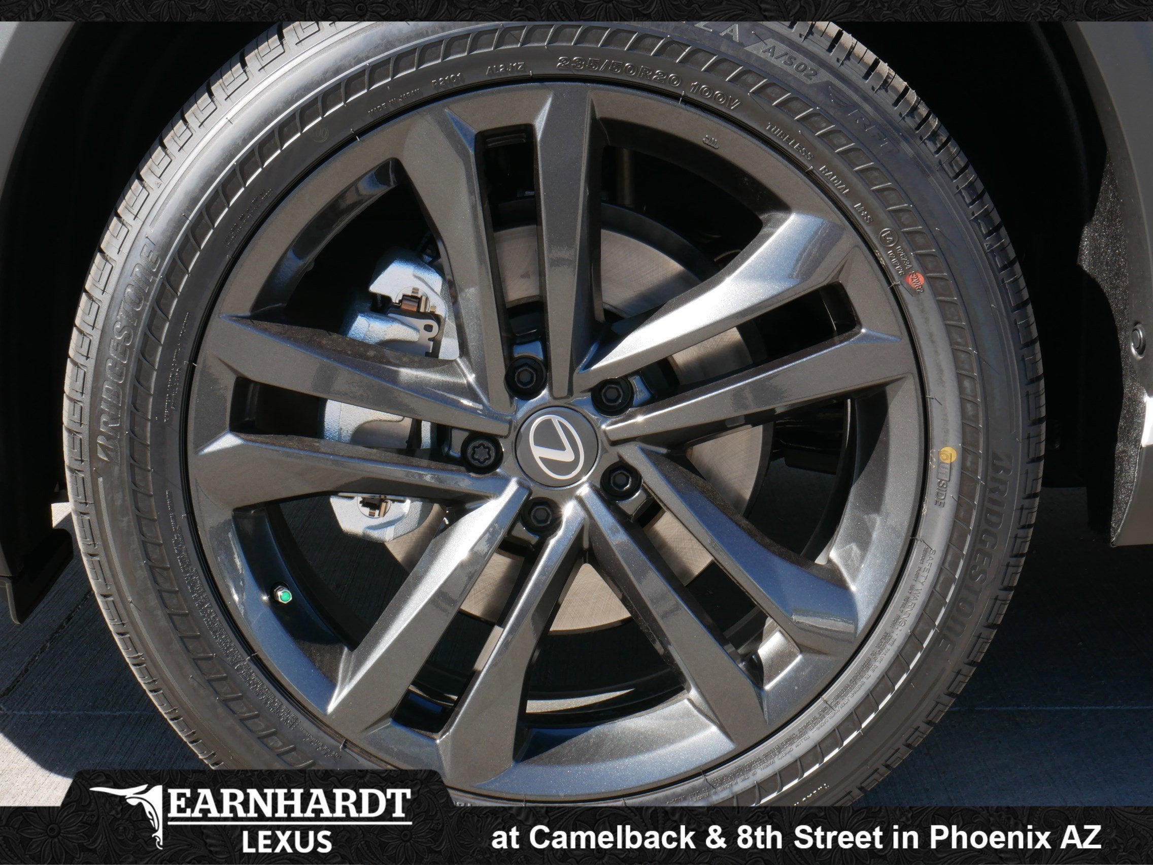 2026 Lexus NX 450h+ Luxury