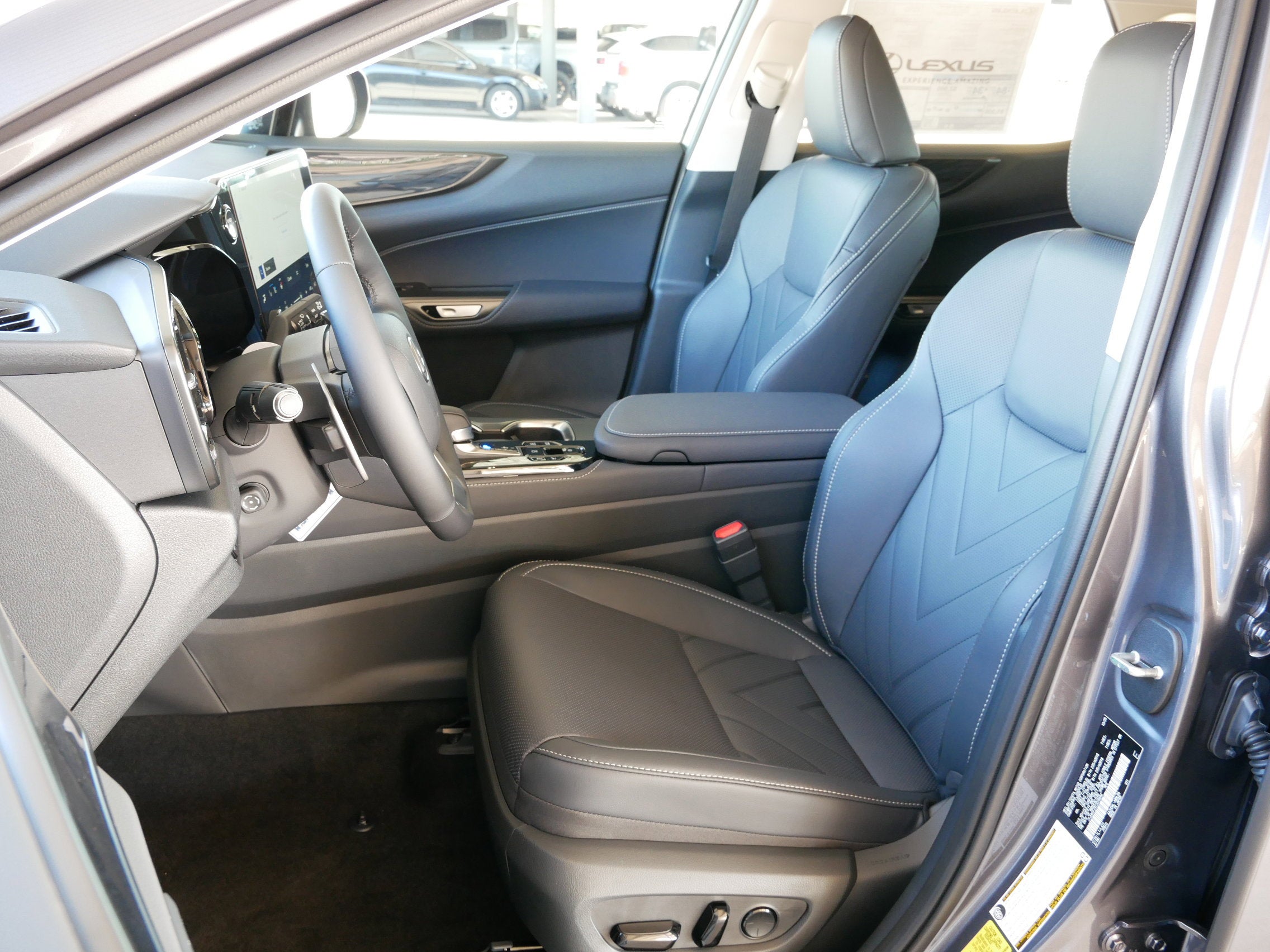 2026 Lexus NX 450h PREMIUM PLUS AWD