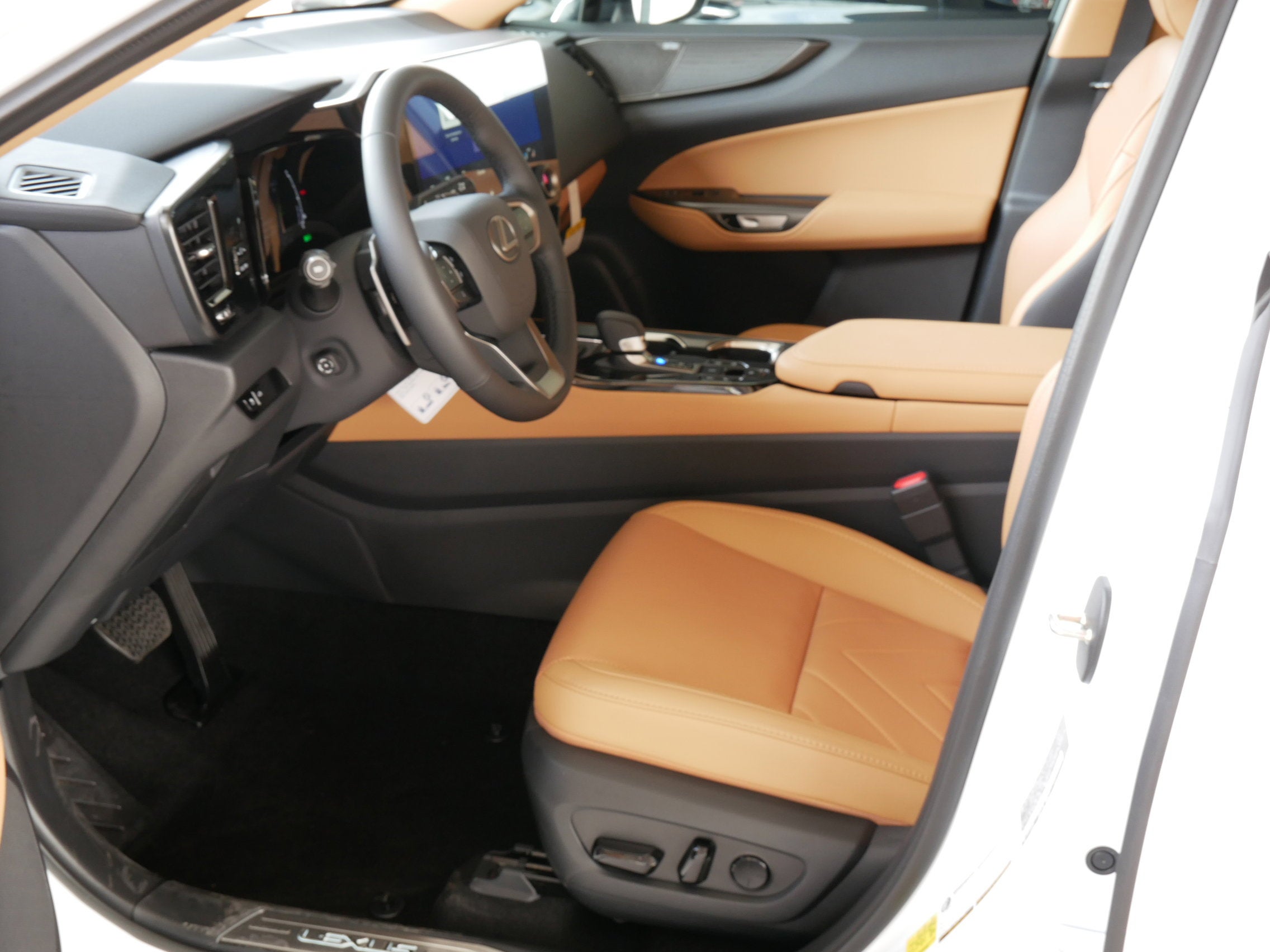 2026 Lexus NX 450h PLUS LUXURY AWD