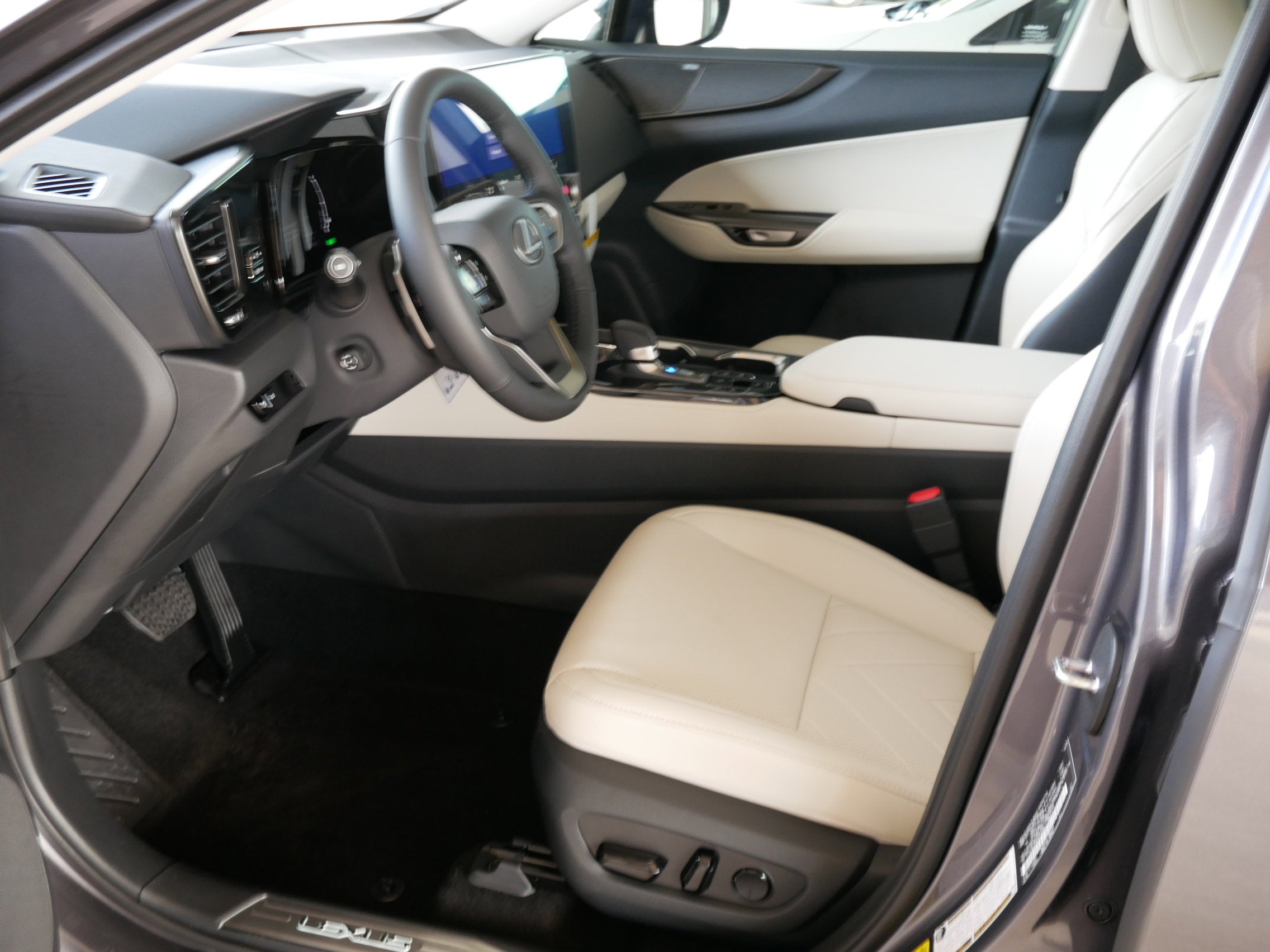 2026 Lexus NX 450h PLUS LUXURY AWD