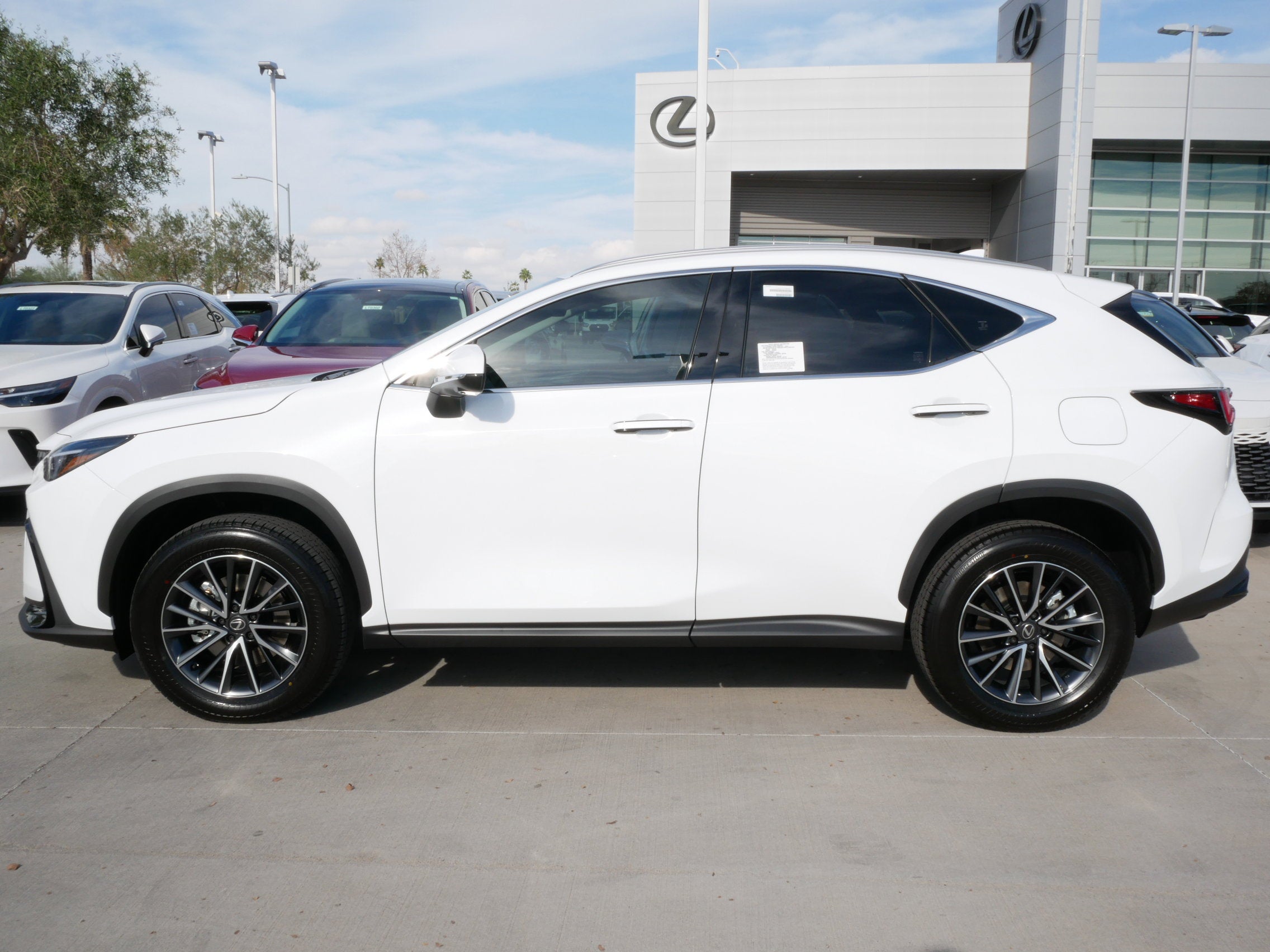 2026 Lexus NX 450h PREMIUM PLUS AWD