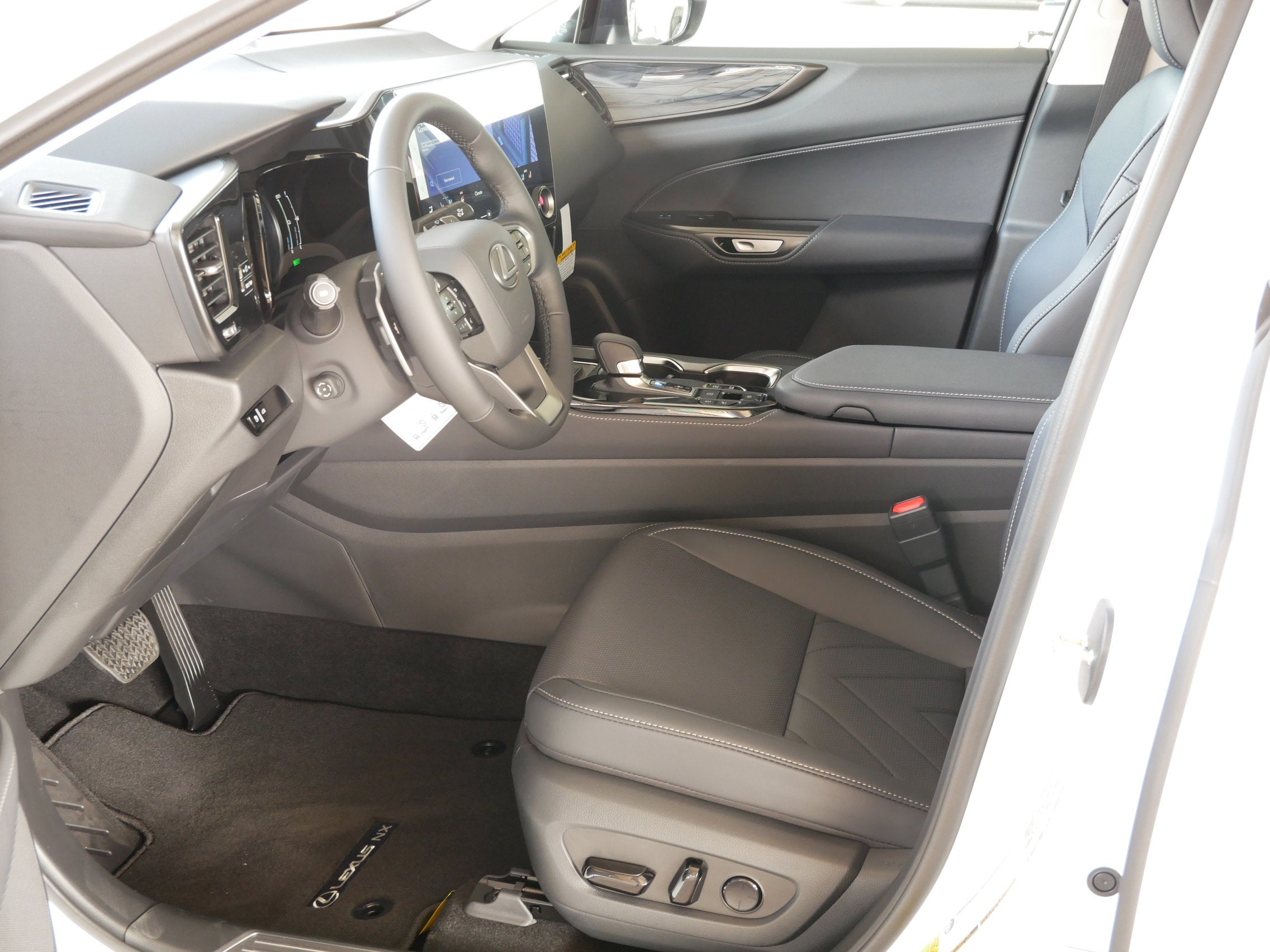 2026 Lexus NX 450h PREMIUM PLUS AWD