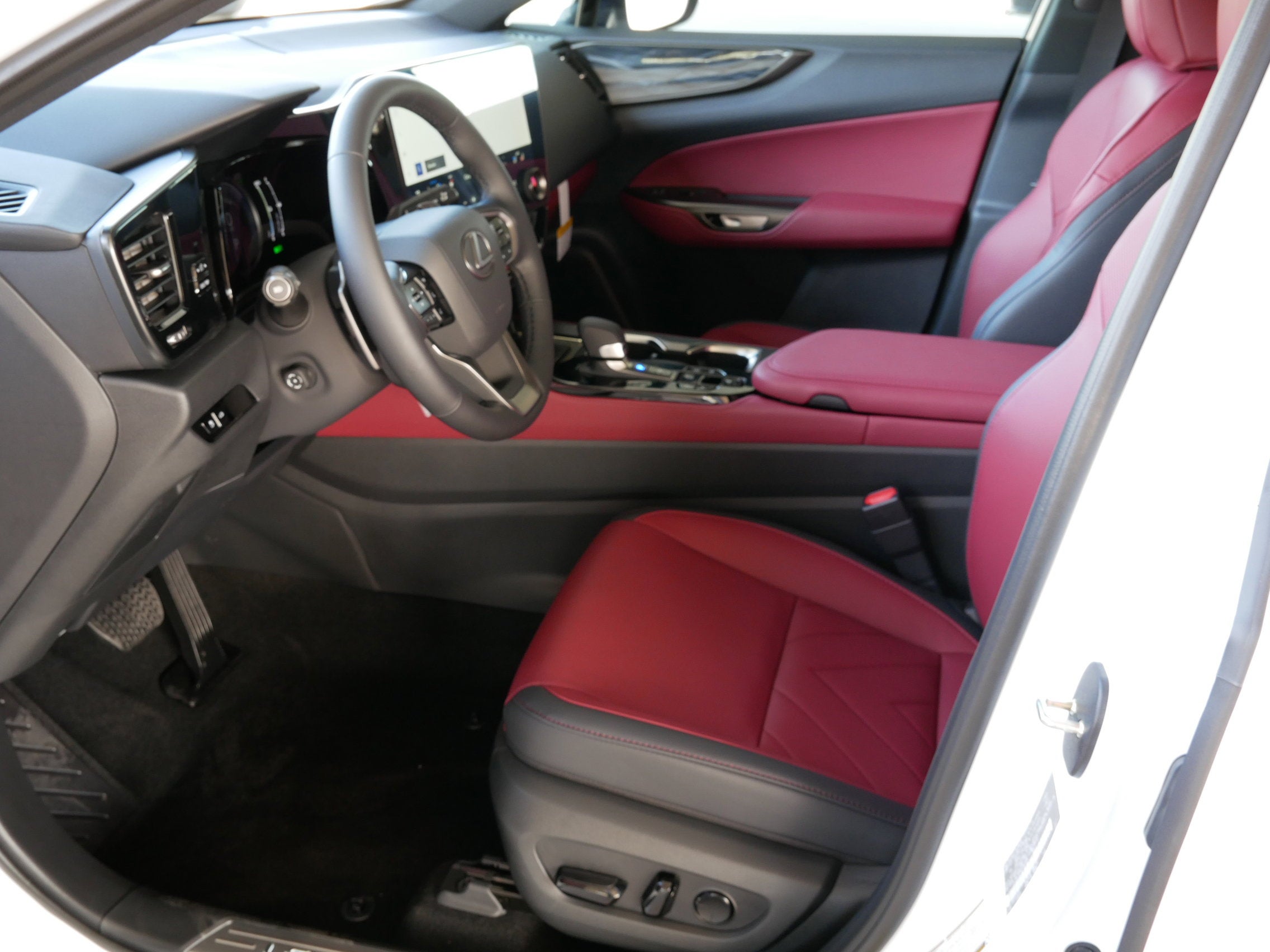 2026 Lexus NX 450h PREMIUM PLUS AWD