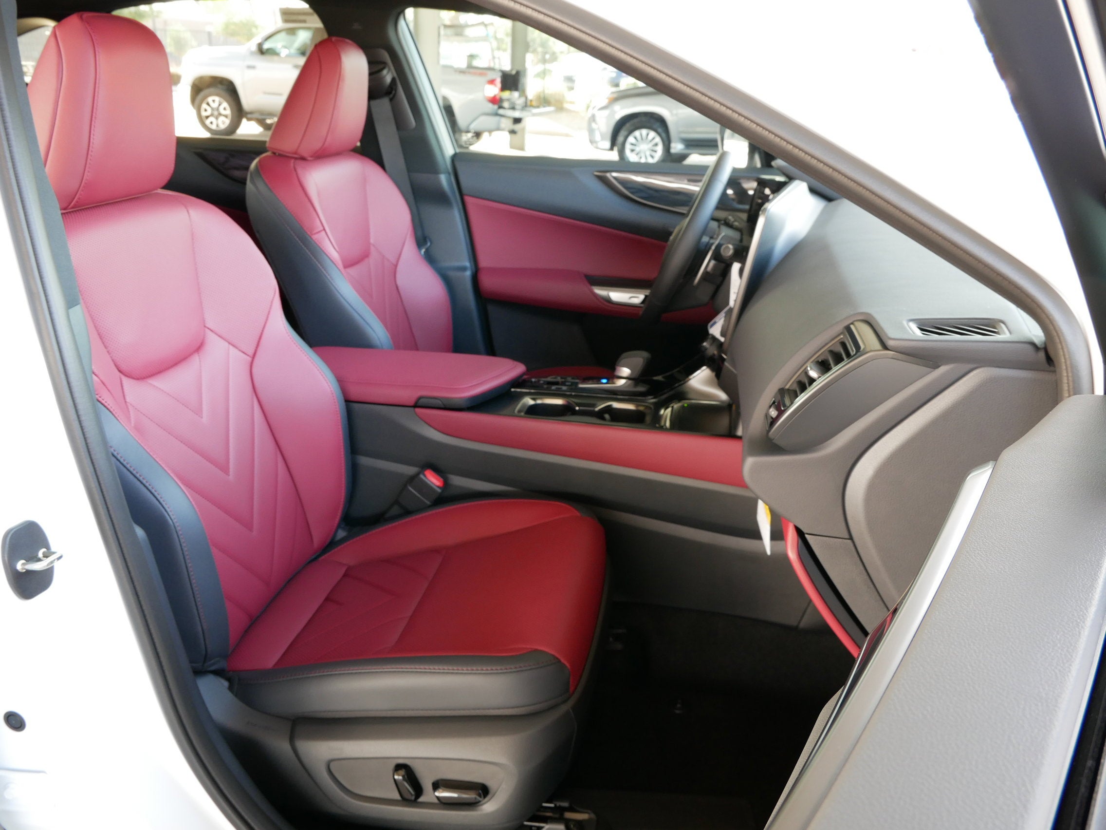 2026 Lexus NX 450h PREMIUM PLUS AWD