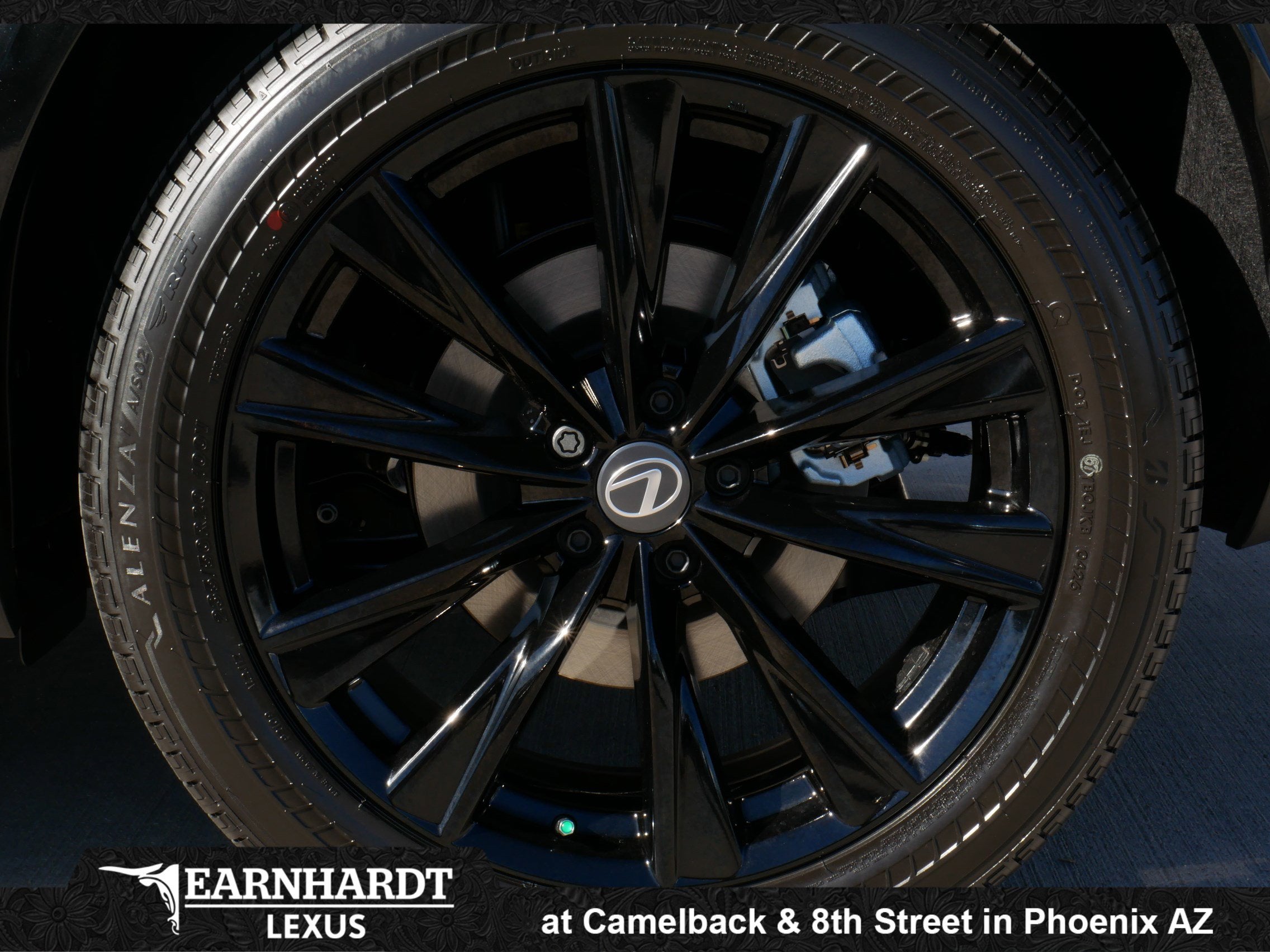 2026 Lexus NX 450h+ F SPORT Handling