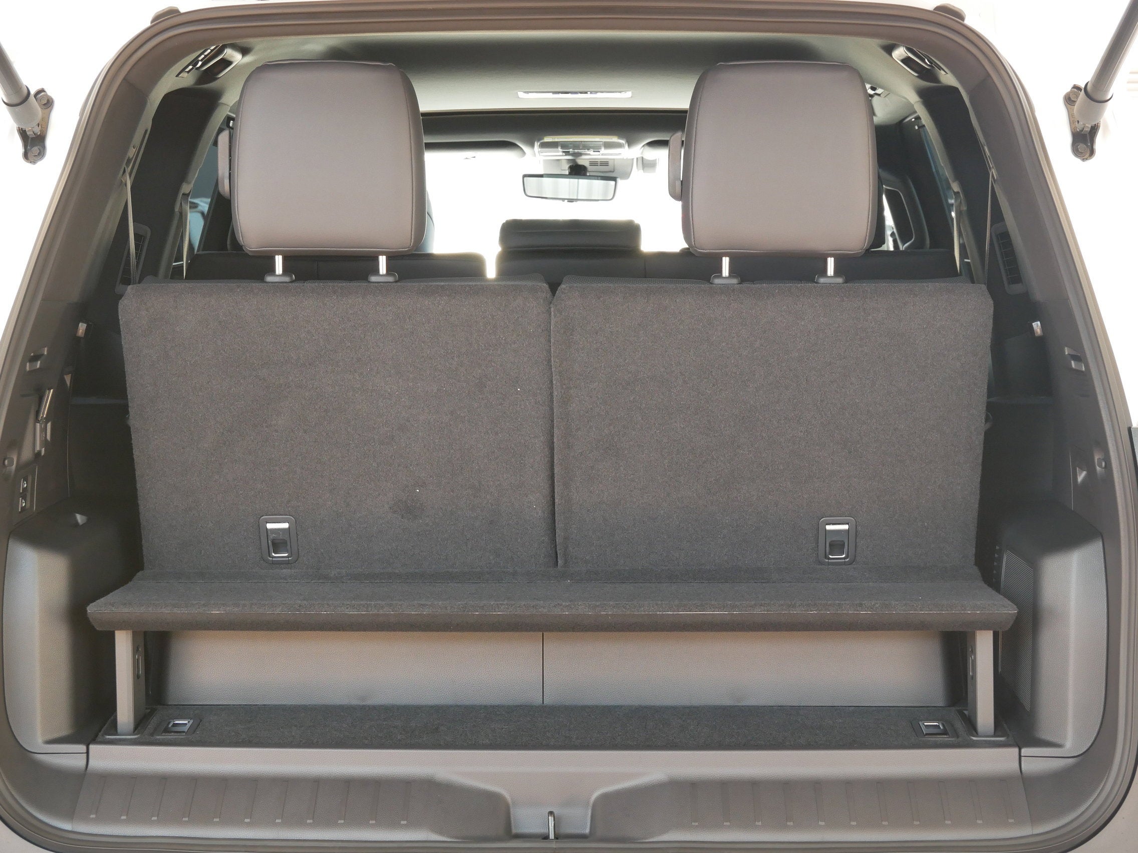 2025 Lexus LX 700h F SPORT