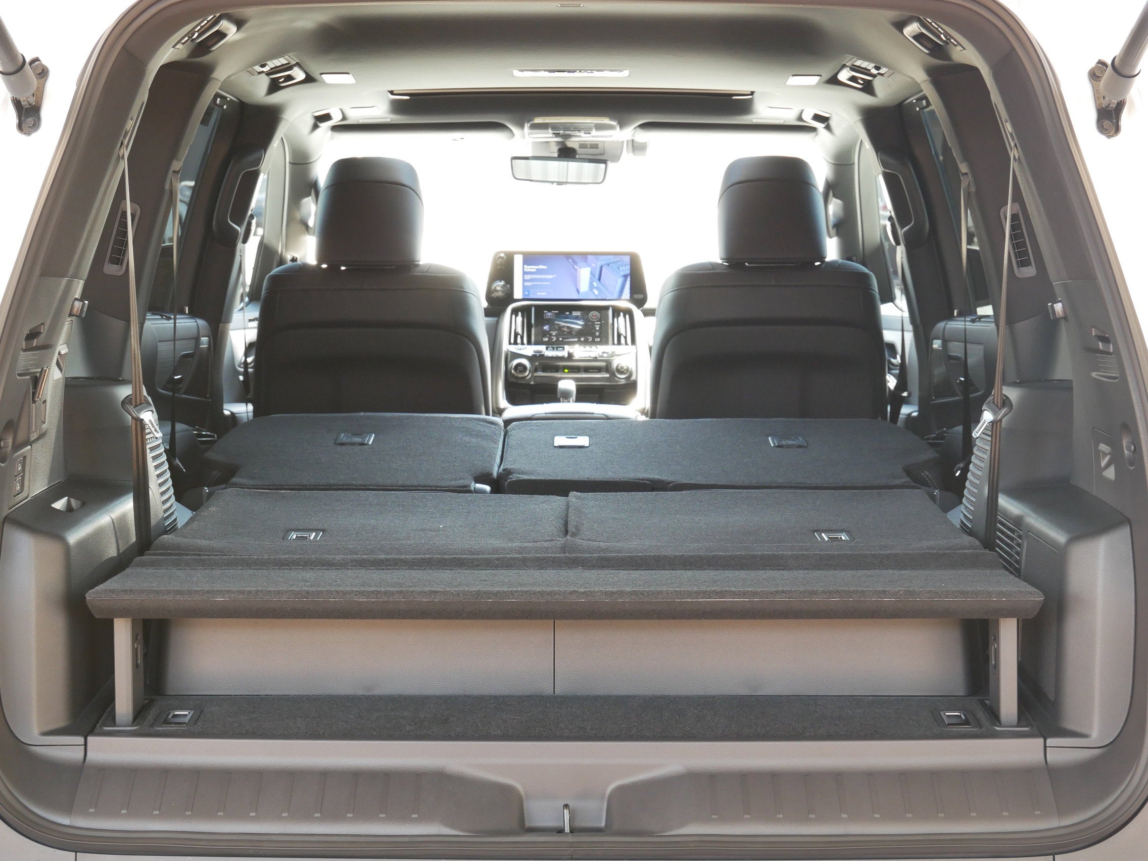 2025 Lexus LX 700h F SPORT