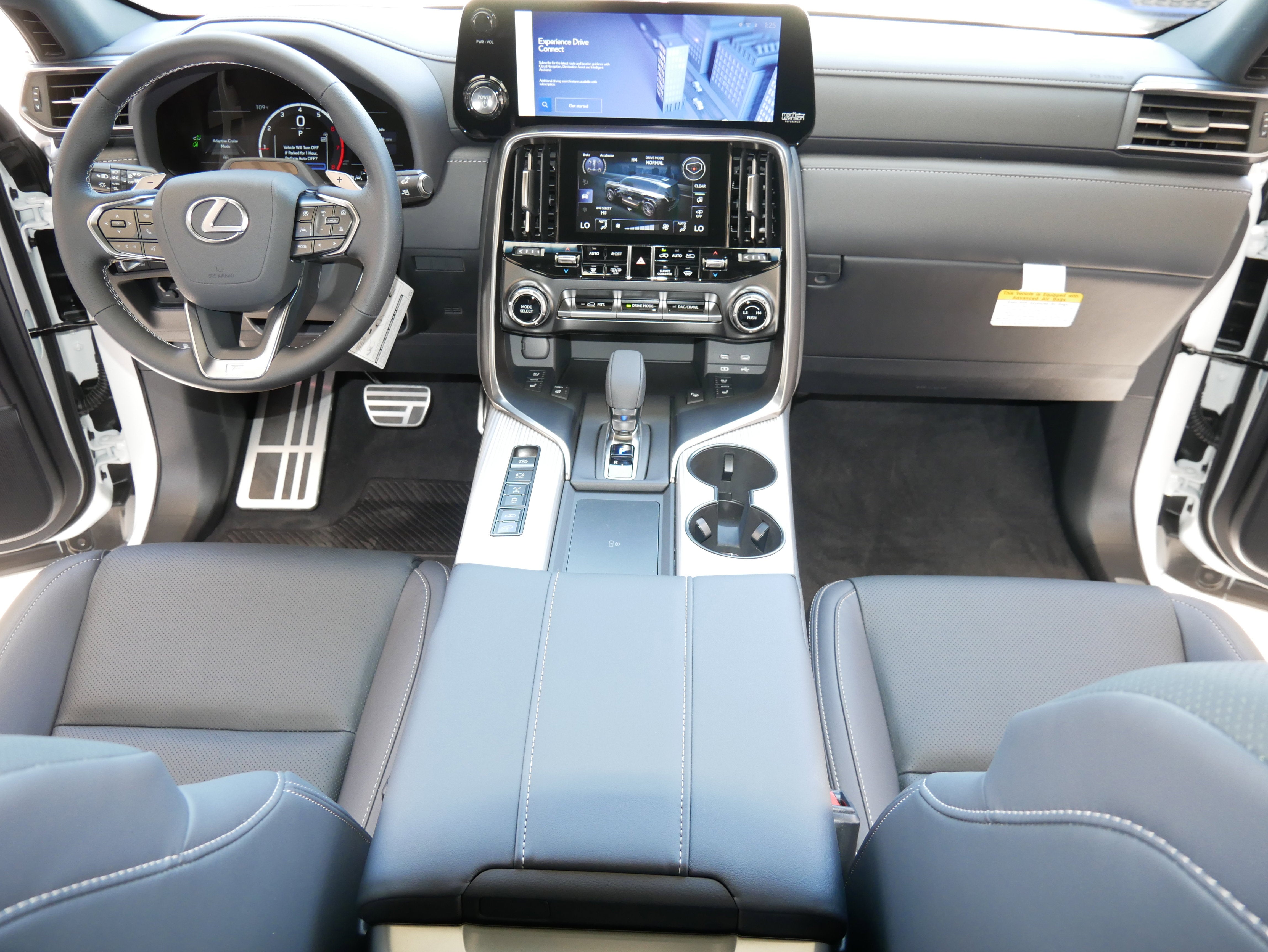 2025 Lexus LX 700h F SPORT