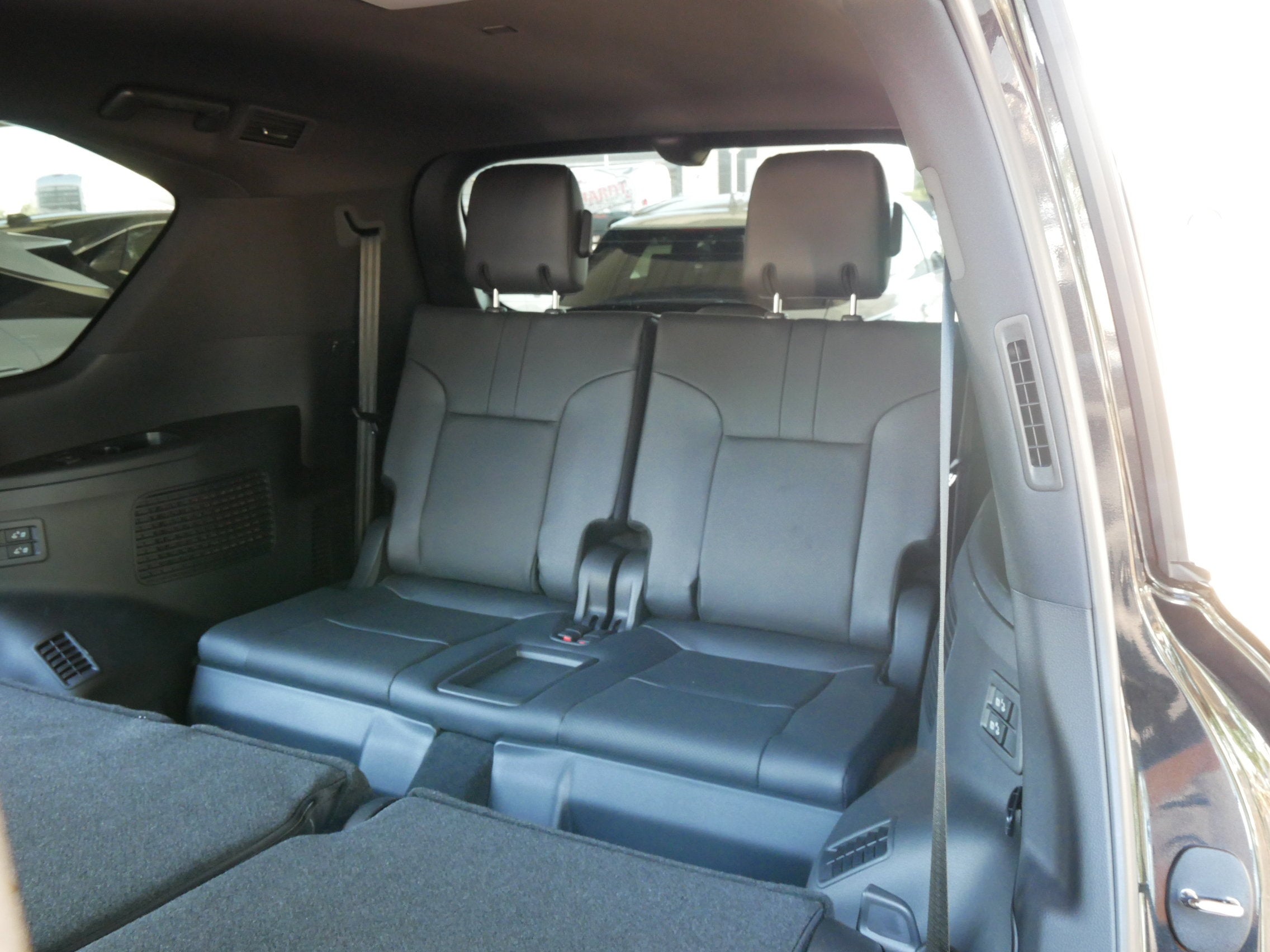 2026 Lexus LX 700h F SPORT Handling