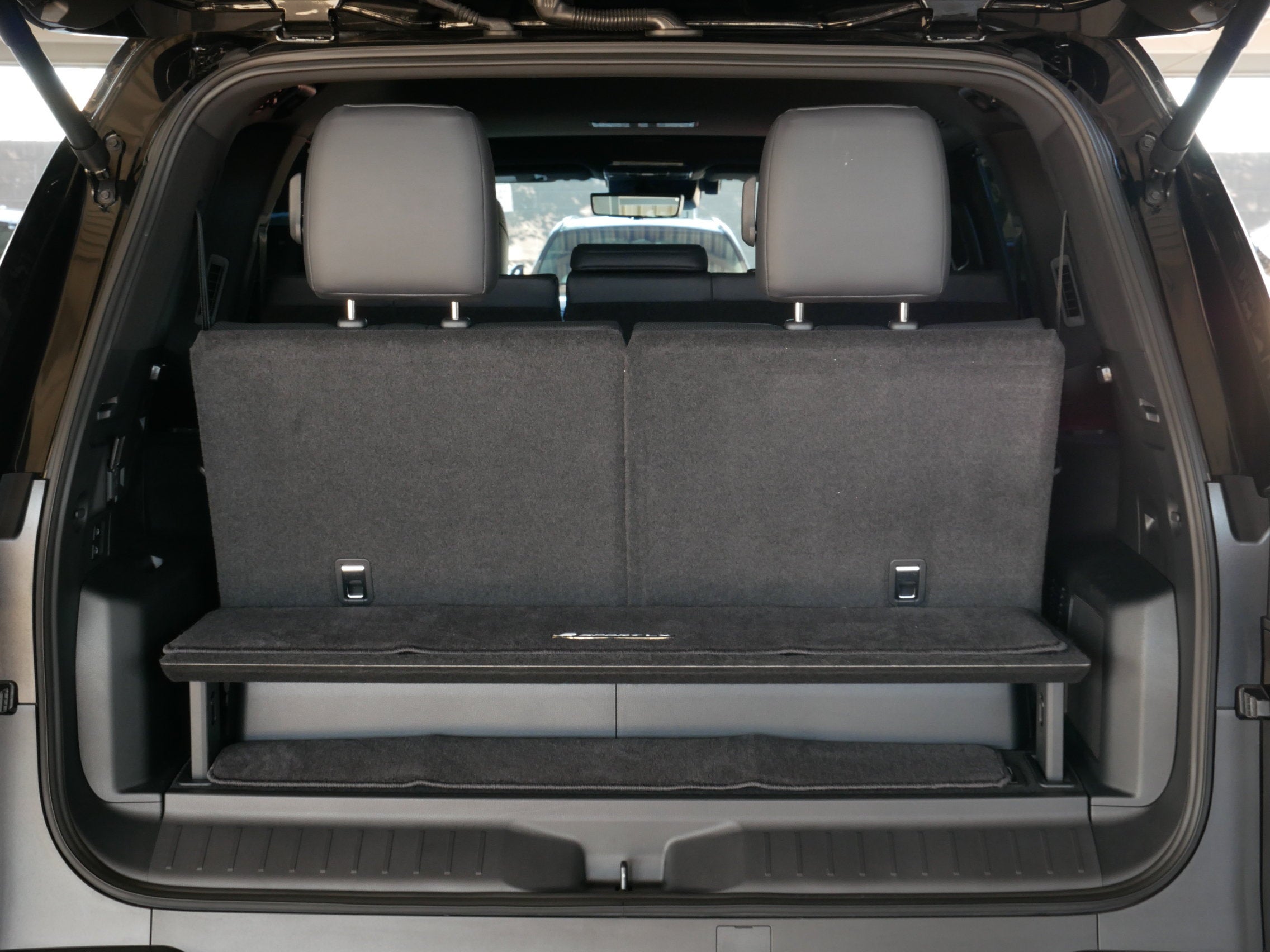 2026 Lexus LX 700h F SPORT Handling