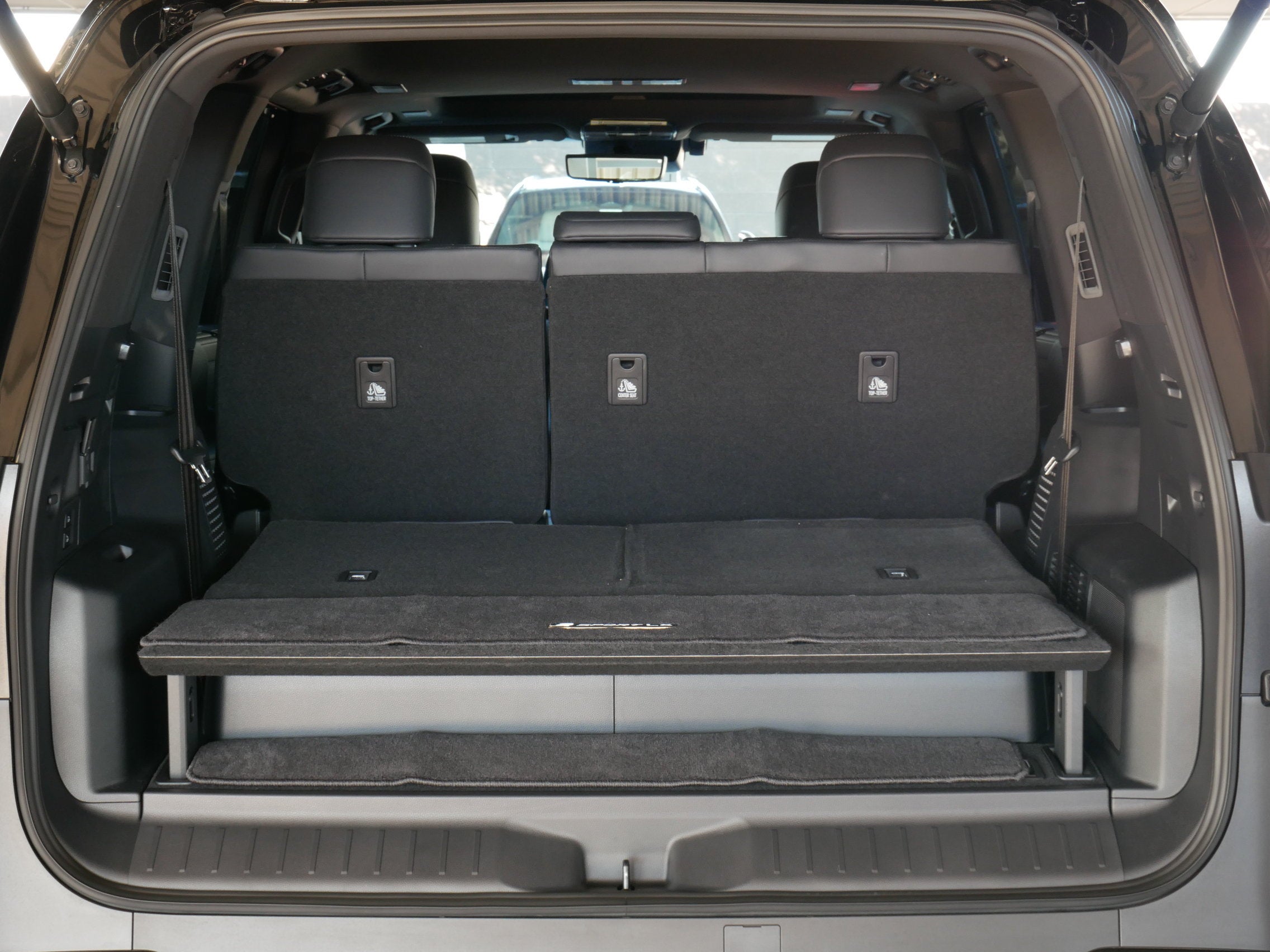 2026 Lexus LX 700h F SPORT Handling