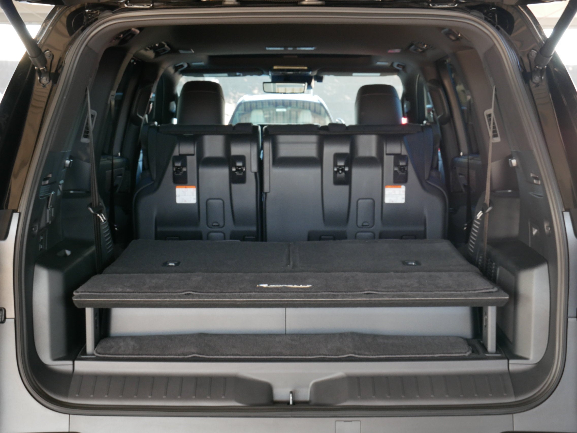 2026 Lexus LX 700h F SPORT Handling