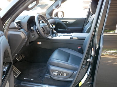 2026 Lexus LX 700h F SPORT Handling